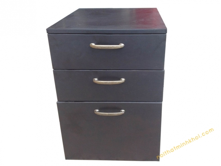 tủ đầu giường màu đen