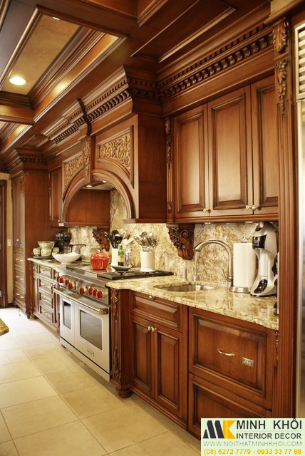 Tủ bếp gỗ xoan đào cao cấp thiết kế hoa văn liền khối trần gỗ