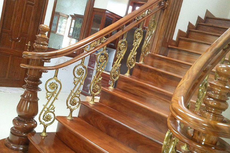 Thi Công Cầu Thang Gỗ Tự Nhiên