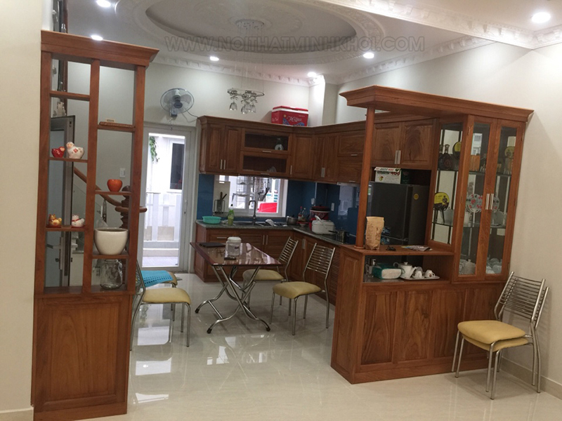 Thi Công Tủ Bếp Gỗ Tự Nhiên