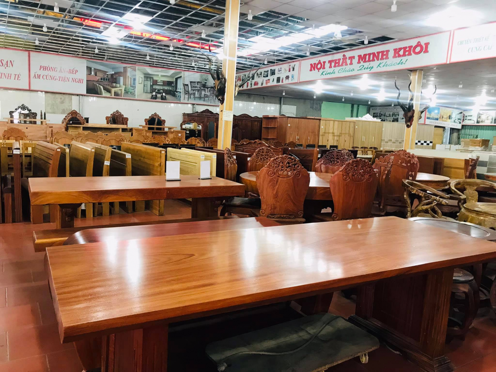 Những ưu điểm vượt trội của nội thất gỗ nguyên khối so với nội thất gỗ truyền thống