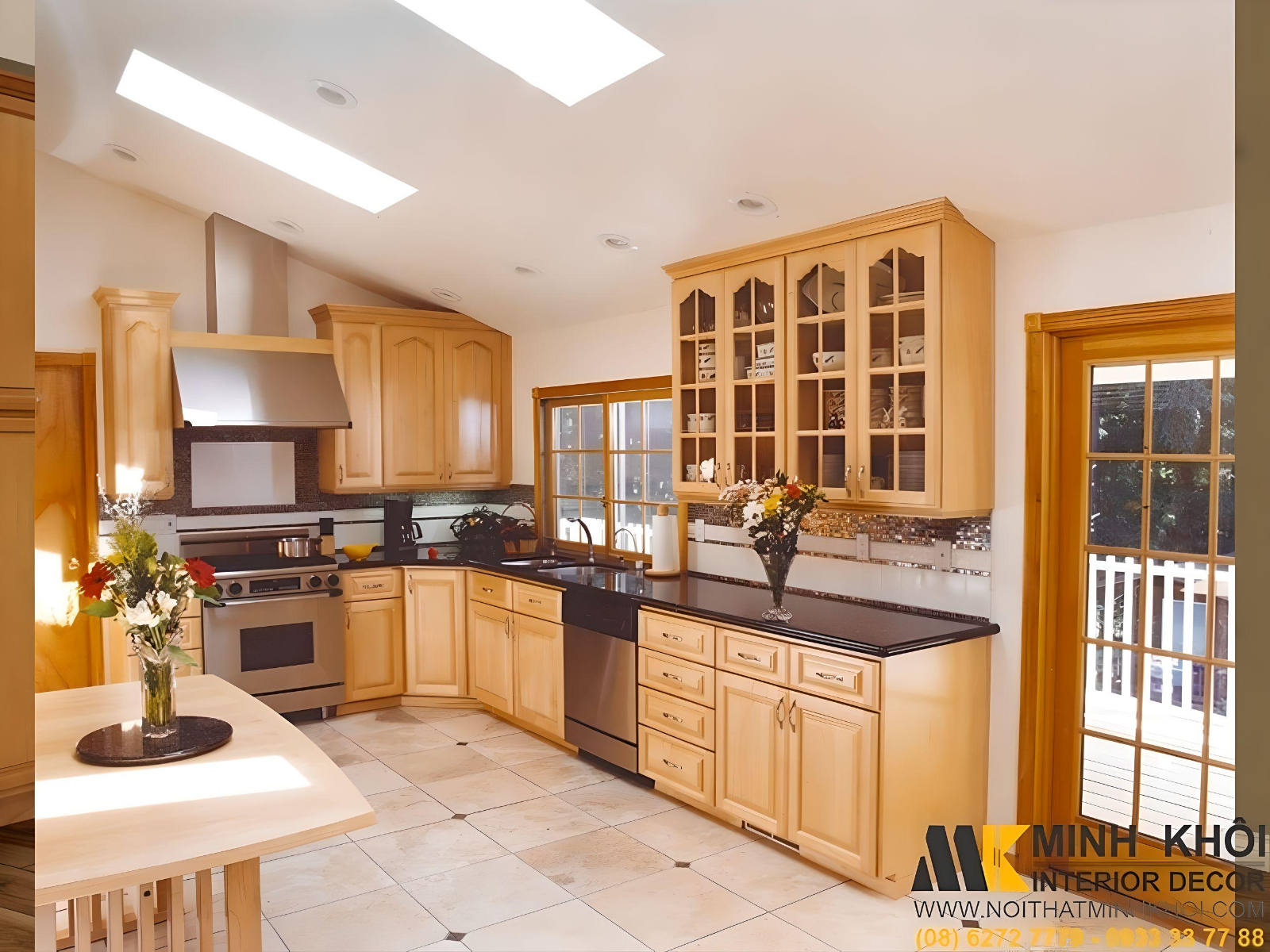 Kệ gỗ bếp hiện đại gỗ tự nhiên