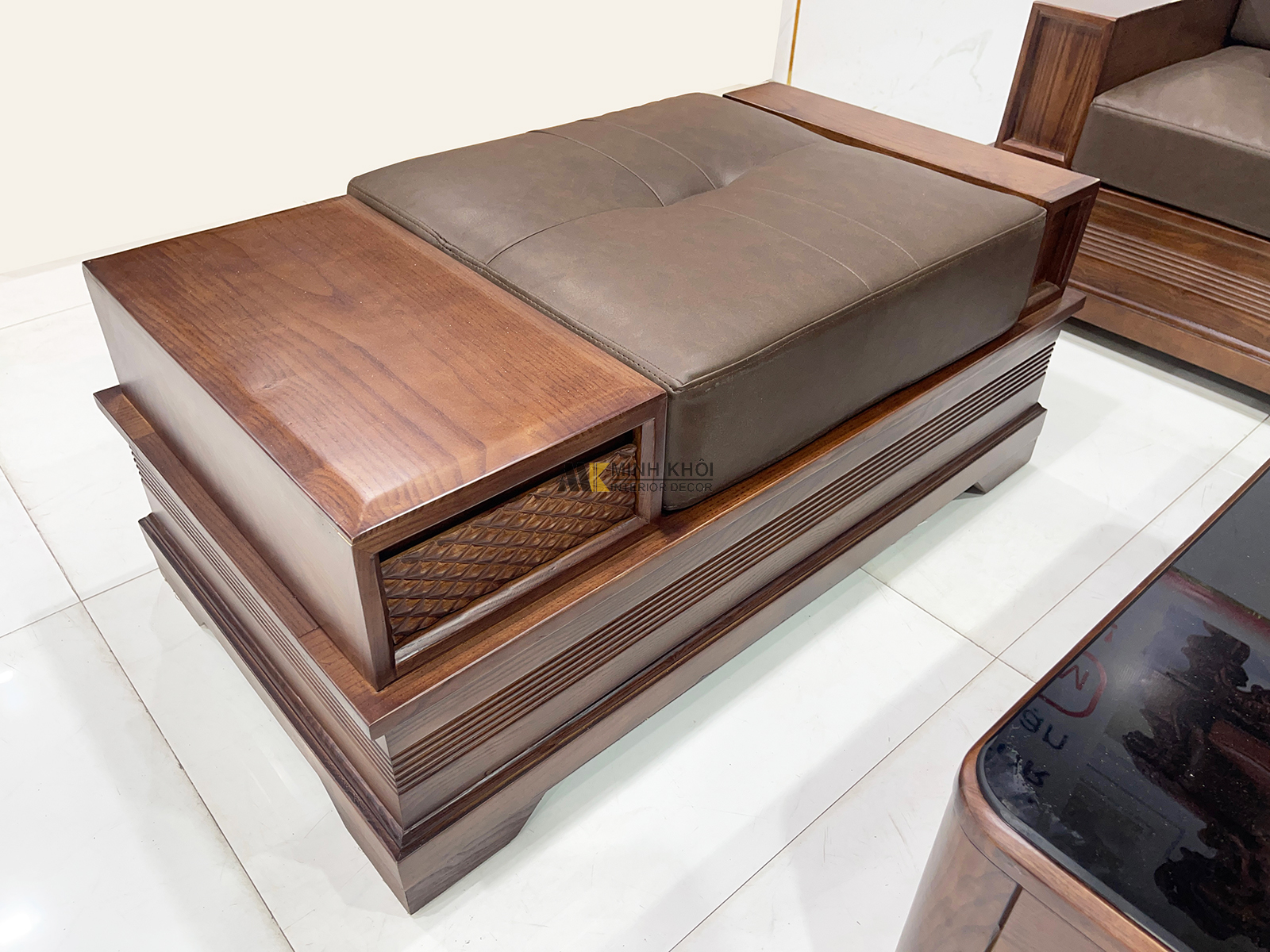 Bộ Sofa Hiện Đại Gỗ Sồi Óc Chó 5 Món Có Nệm - SF846