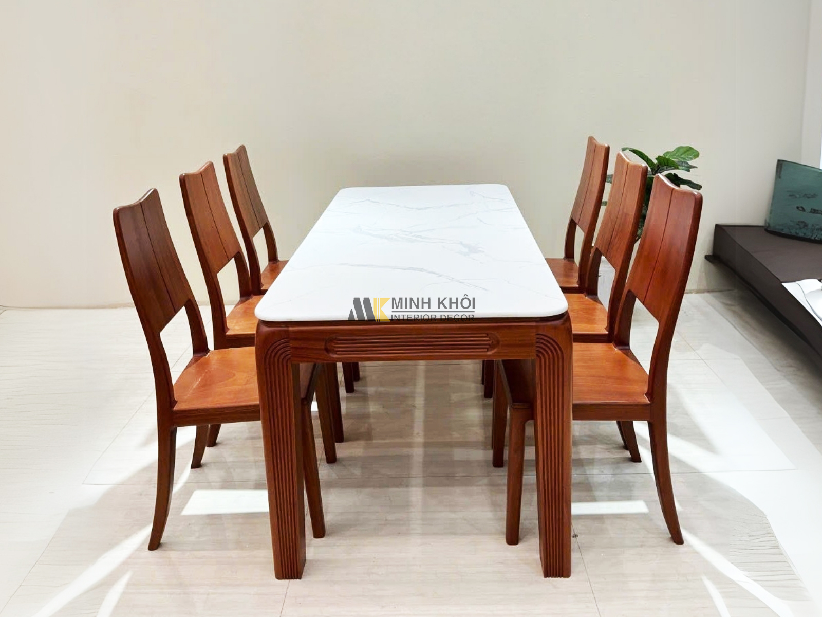 ba275-ban-an-go-soi-oc-cho-lung-cong-mat-da