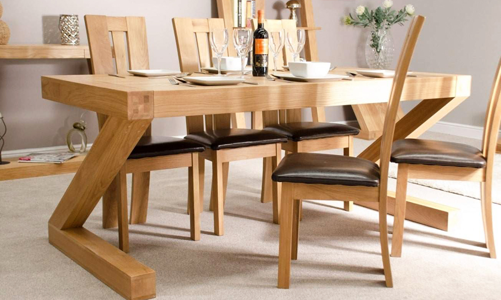 Bàn ăn gỗ công nghiệp chân chữ Z độc đáo