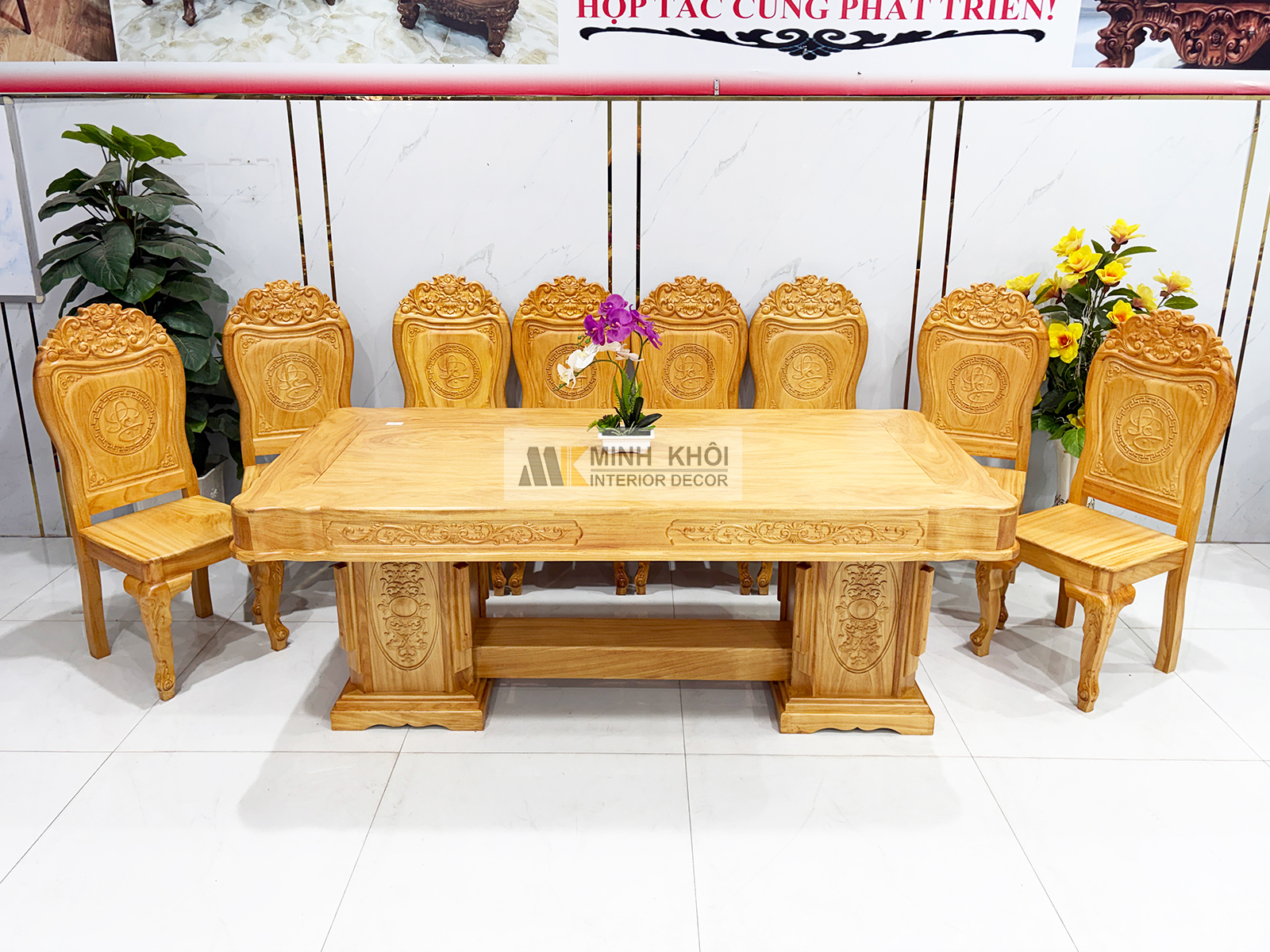 ban-an-go-do-hoang-gia-co-dien-ba940