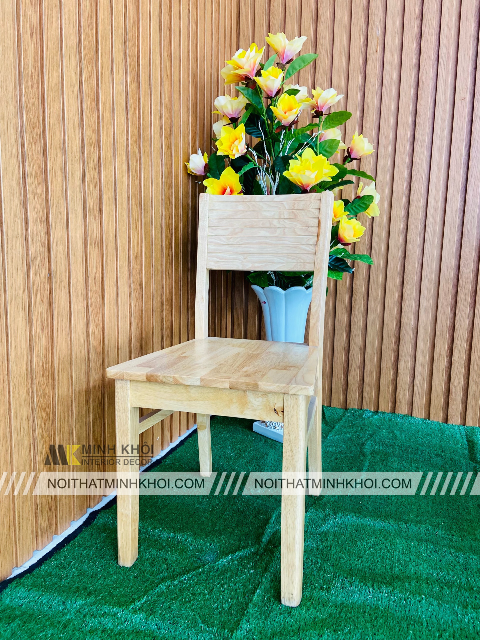 Bàn Ăn Gỗ Thông Ghép 1m2 x 4 Ghế - MDS066