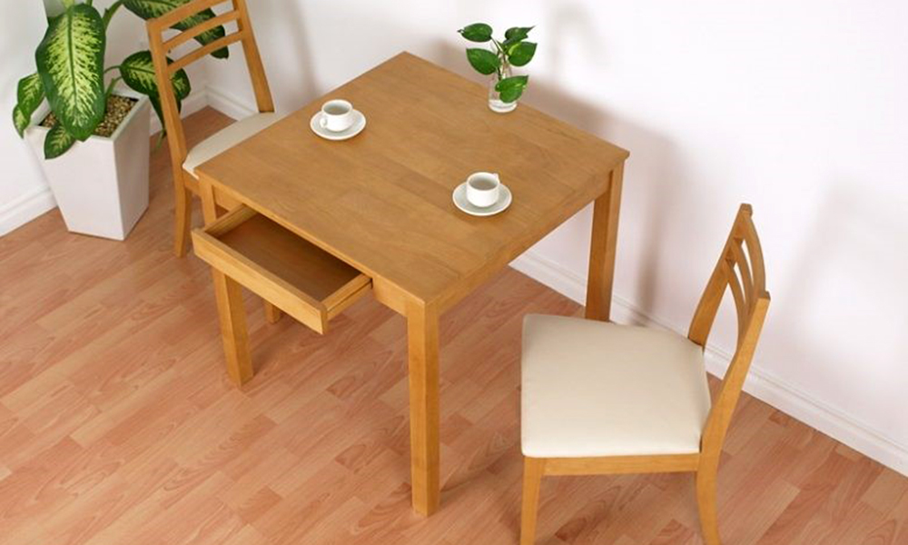 Bàn ăn mặt vuông kết hộc thoại