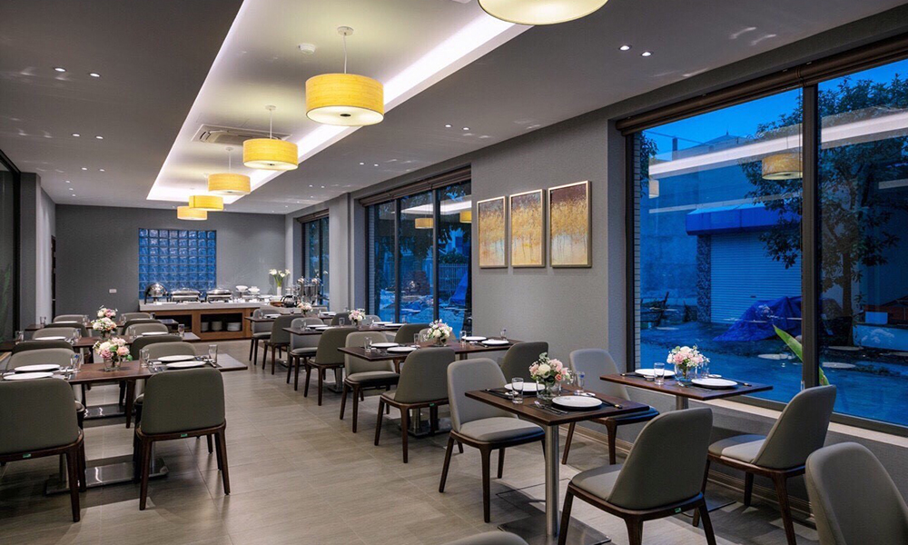 Mẫu Bàn Ăn Dành Cho Nhà Hàng Đẹp Chất Lượng