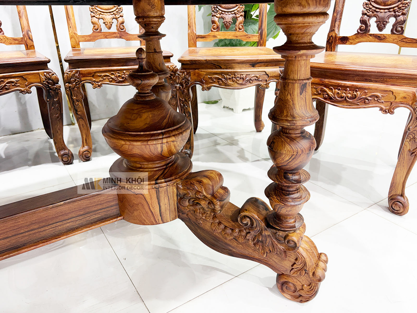 Bàn Ghế Ăn Gỗ Cẩm Lai 8 Ghế Cao Cấp - BA916
