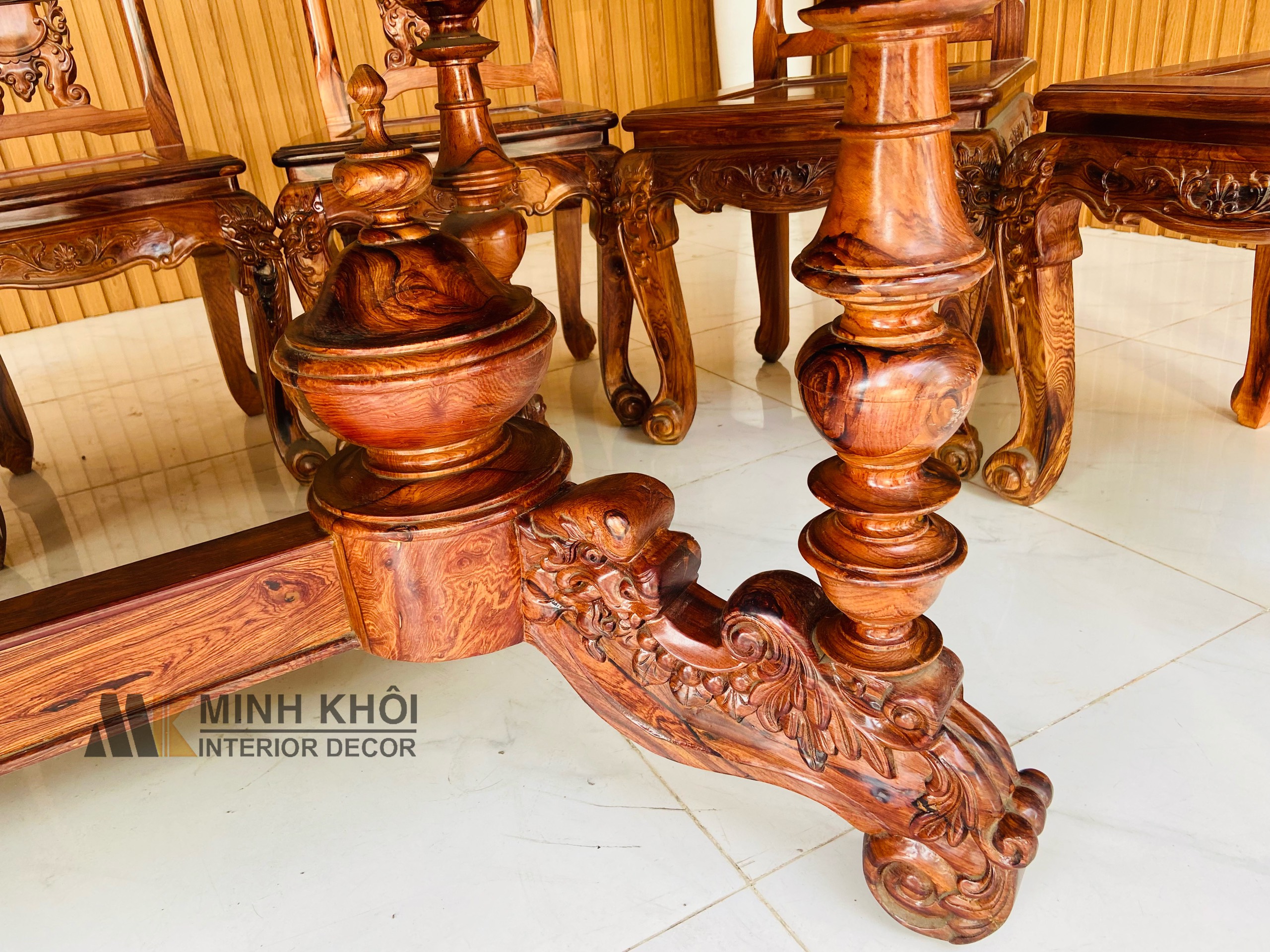 Bàn Ghế Ăn Gỗ Cẩm Lai 8 Ghế Cao Cấp - BA916