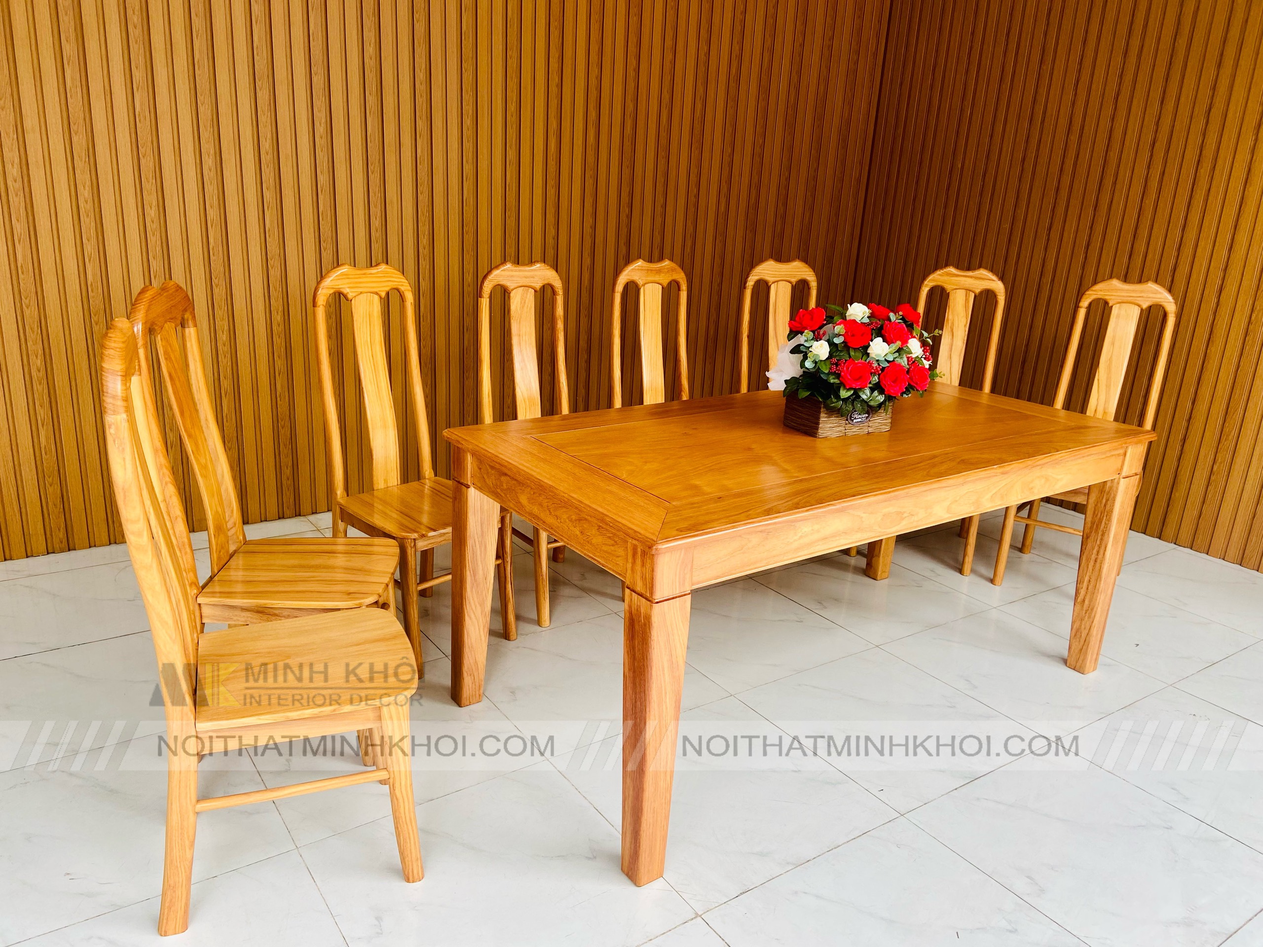 Bàn Ghế Ăn Gõ Đỏ Đầu Bò - BA1002