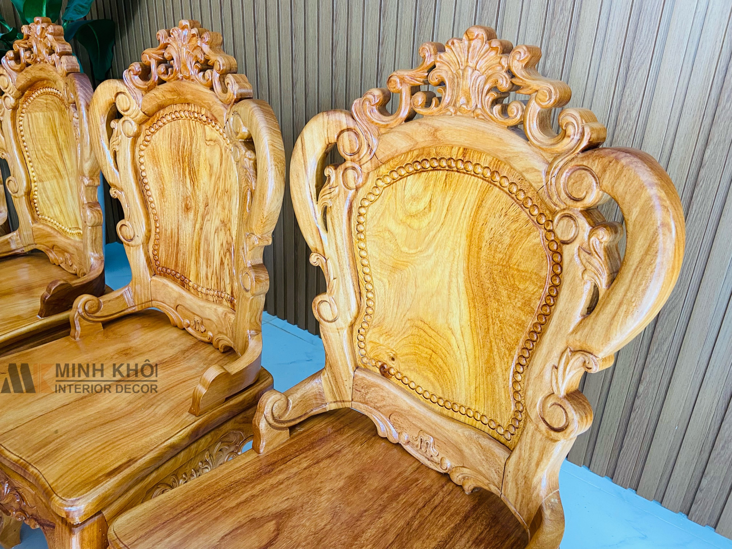 Bàn Ghế Ăn Gõ Đỏ Mặt Liền 8 Ghế Cao Cấp - BA1005