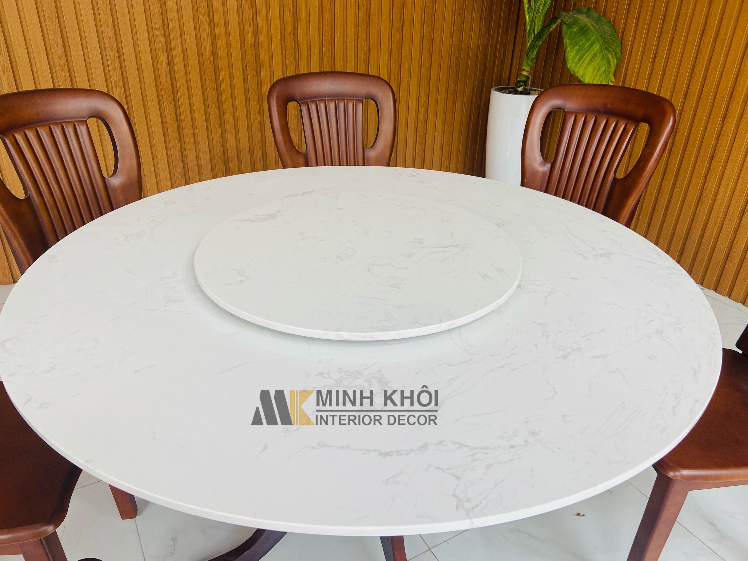 Bàn Ghế Ăn Gỗ Xoan Đào Mặt Đá Tròn, Mâm Xoay - BA1019