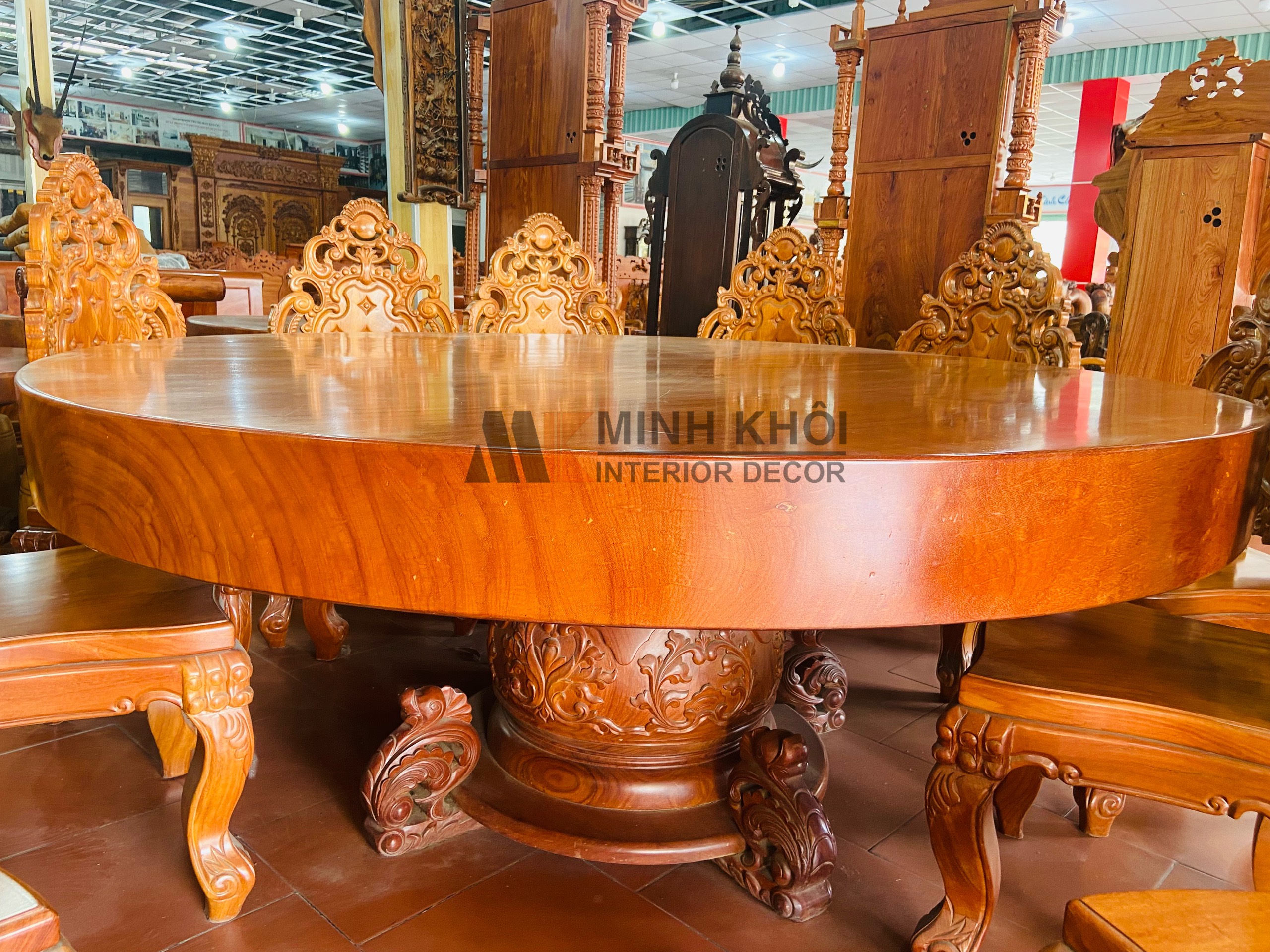 Bàn Ghế Ăn Nguyên Khối Gõ Đỏ 12 Ghế Cao Cấp - BA1015