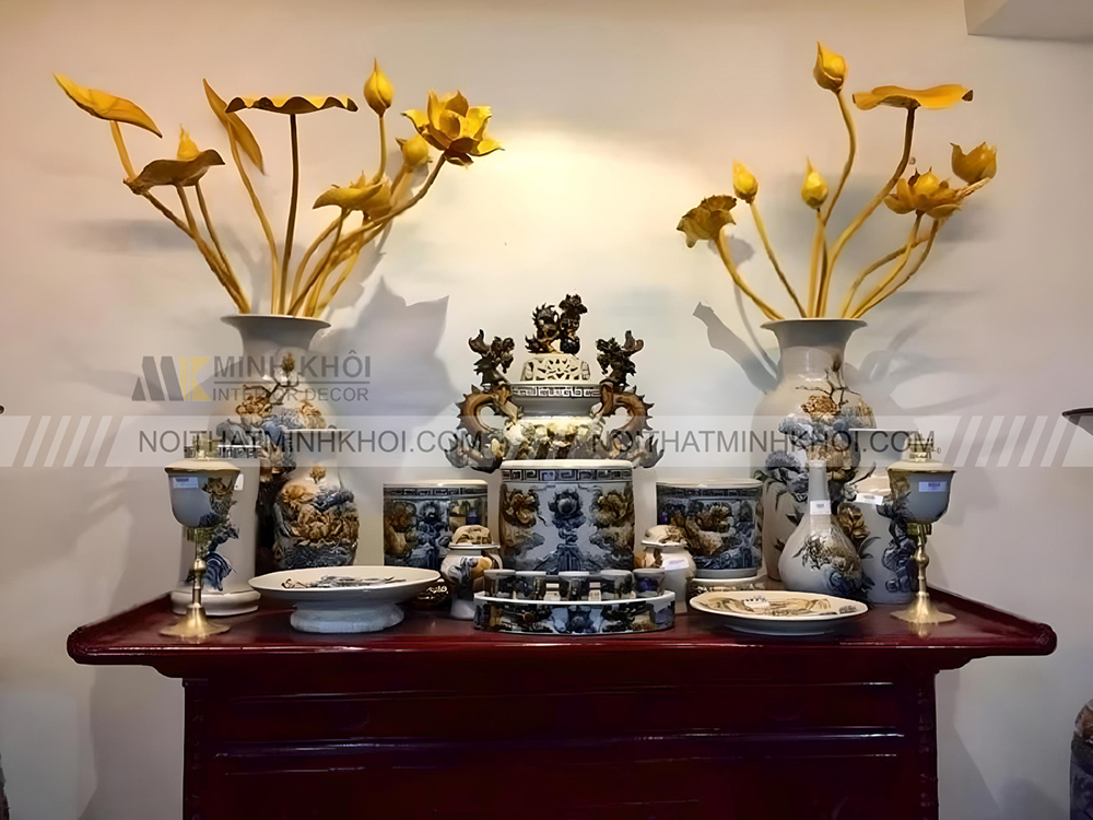 Bàn thờ có 3 bát hương tốt hay xấu