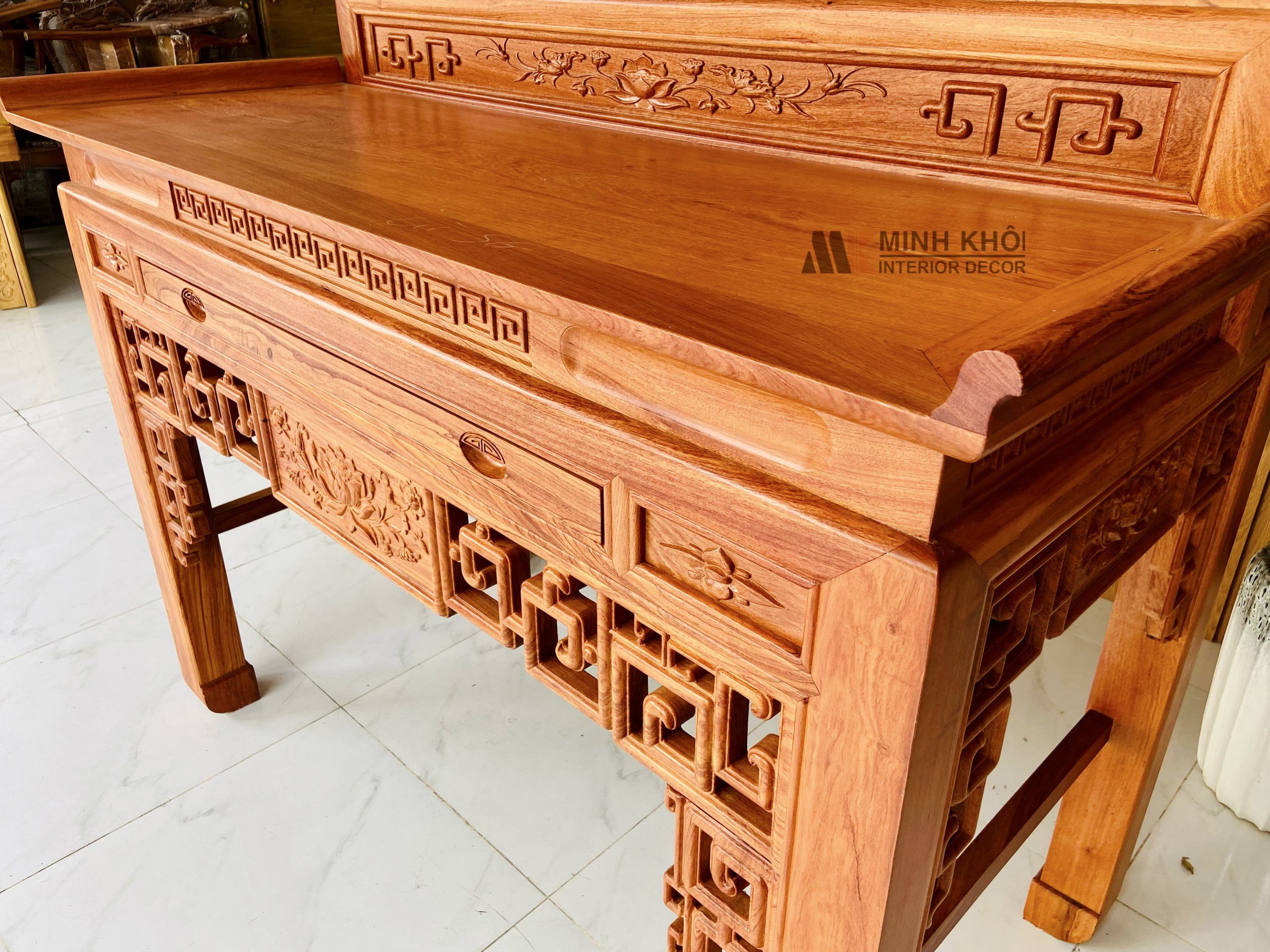 Bàn thờ gỗ Hương đá 1m53 - BT2008