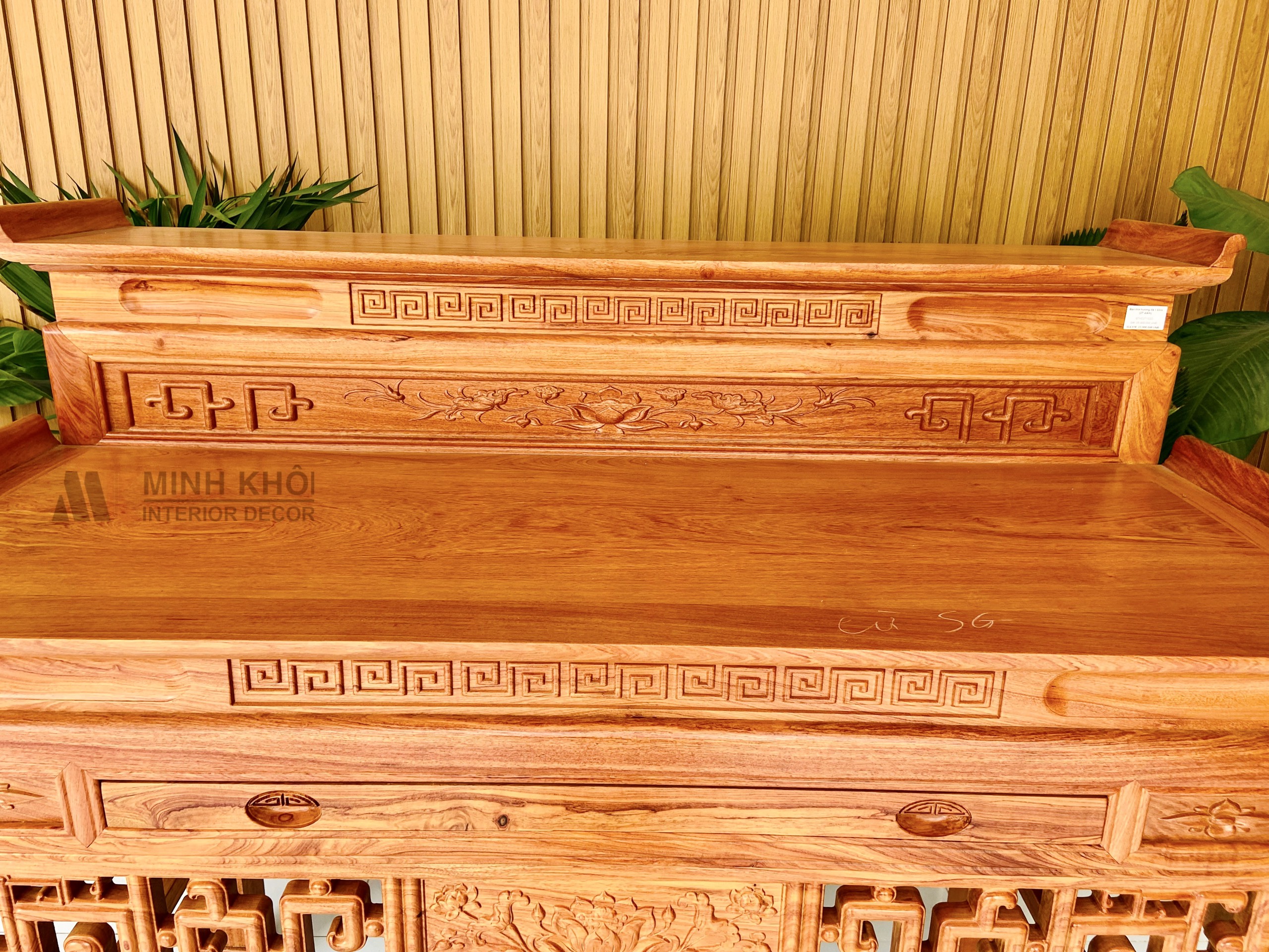 Bàn thờ gỗ Hương đá 1m53 - BT2008