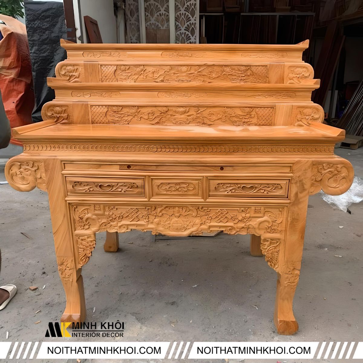 Mẫu bàn thờ tam cấp gia tiên