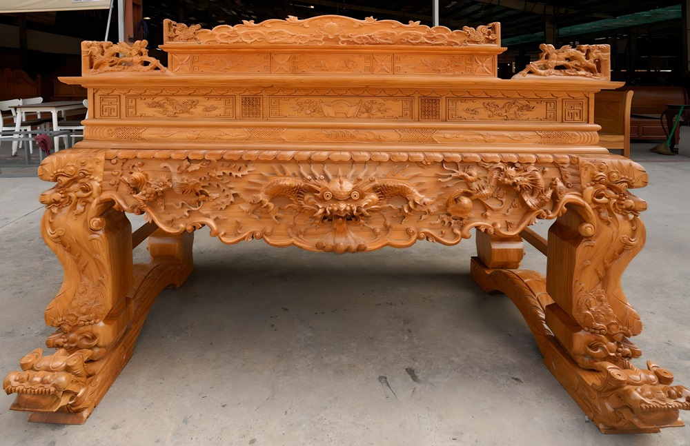 Mẫu sập thờ tứ linh