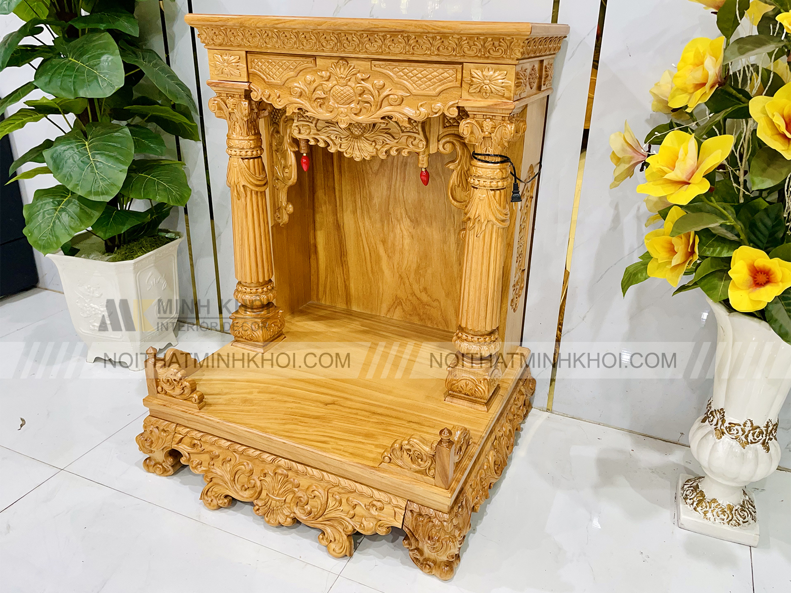 Bàn Thờ Ông Địa 80*108 Cột Tròn Cao Cấp - BTTT919