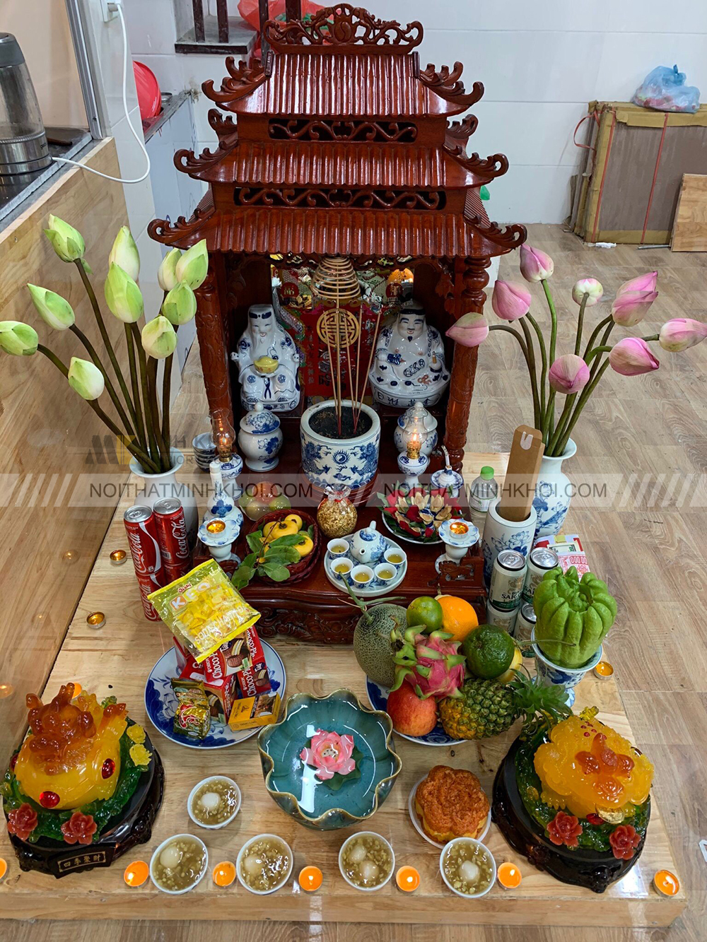 Những lưu ý khi thắp hương bàn thờ thần tài, thổ địa