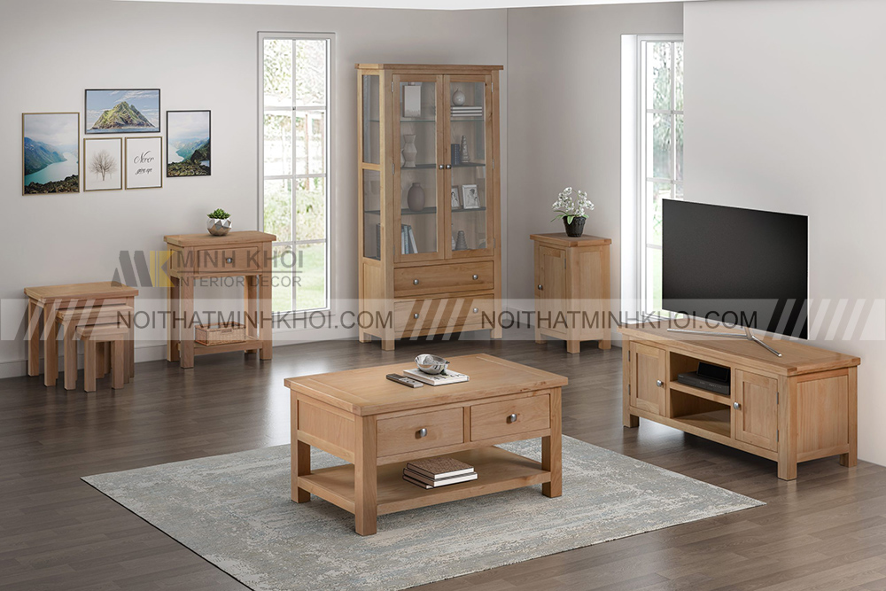 Bàn trà gỗ sồi theo phong cách châu Âu