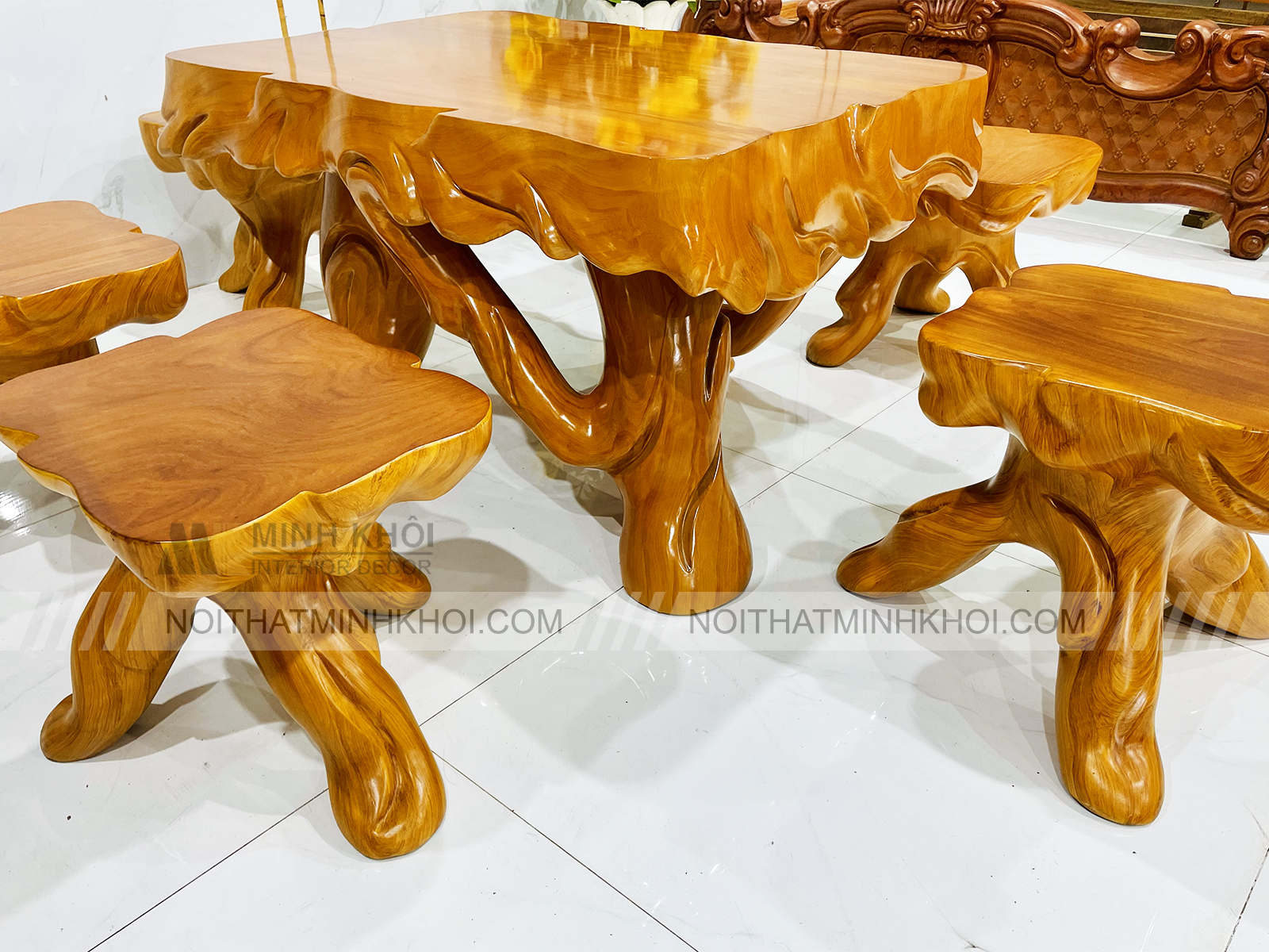 Bàn Trà Gốc Cây Gỗ Gõ Đỏ Cao Cấp - BTR208