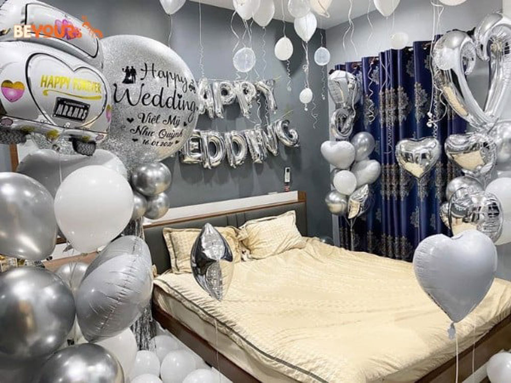 30+ Mẫu Bàn Trang Điểm Cô Dâu Giúp Phòng Cưới Đẹp Lộng Lẫy