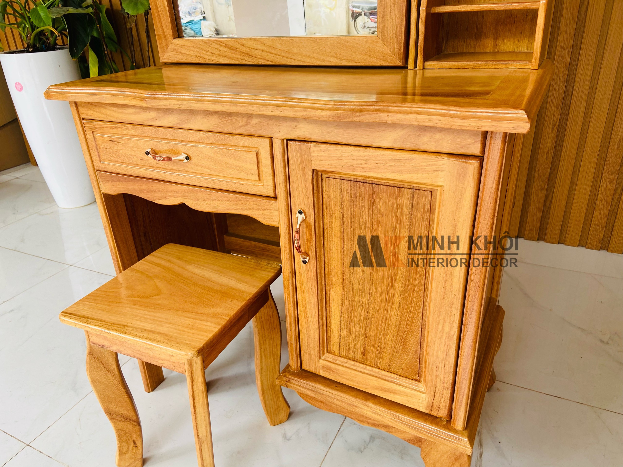 Bàn trang điểm gõ đỏ 80cm - BTD1008