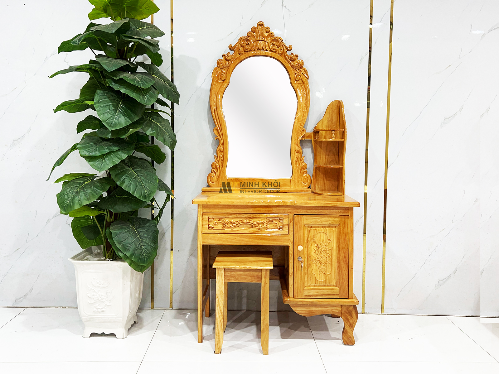 ban-trang-diem-go-go-do-tan-co-dien_1