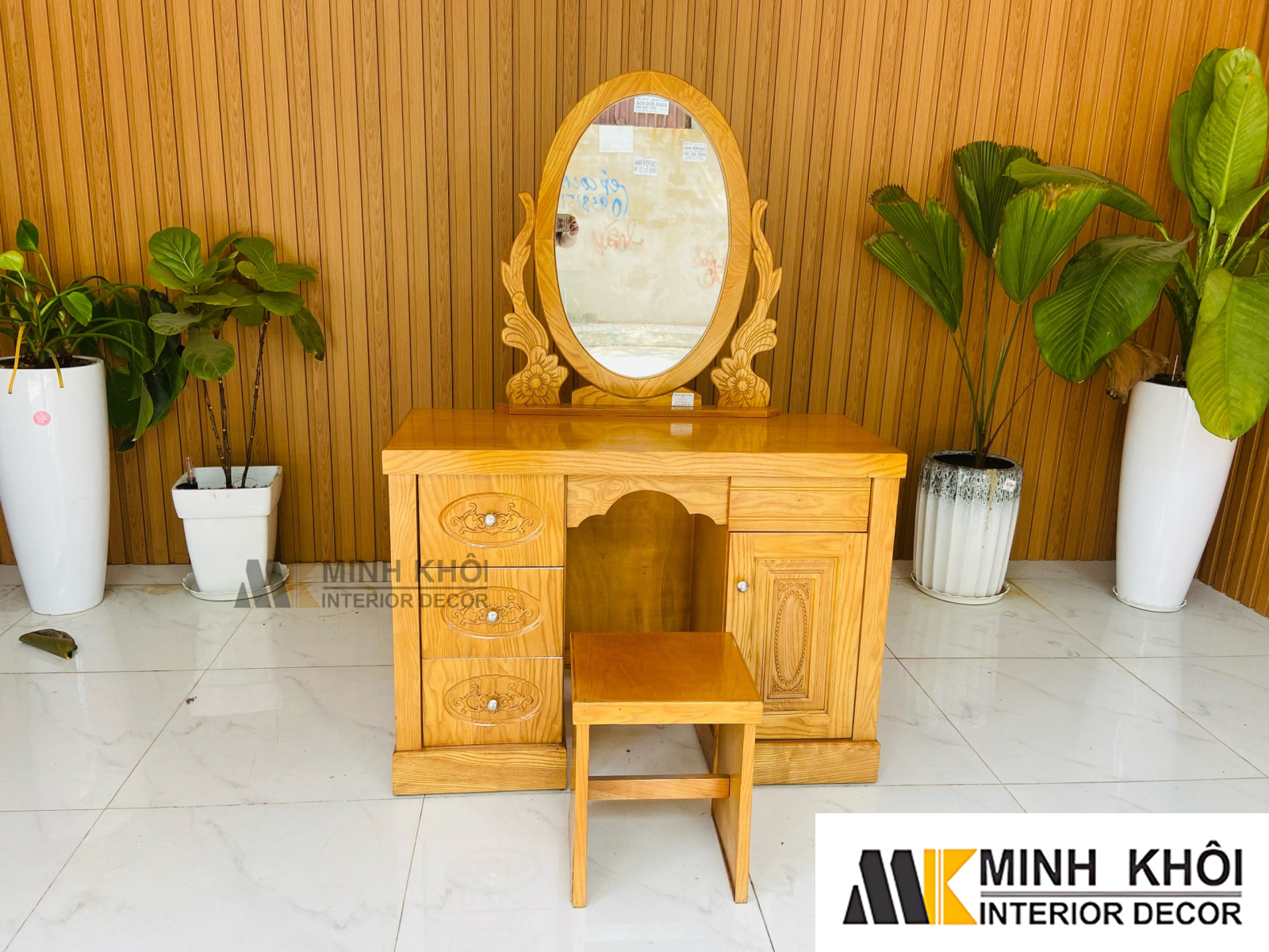 ban-trang-diem-go-soi-nga-btd1012