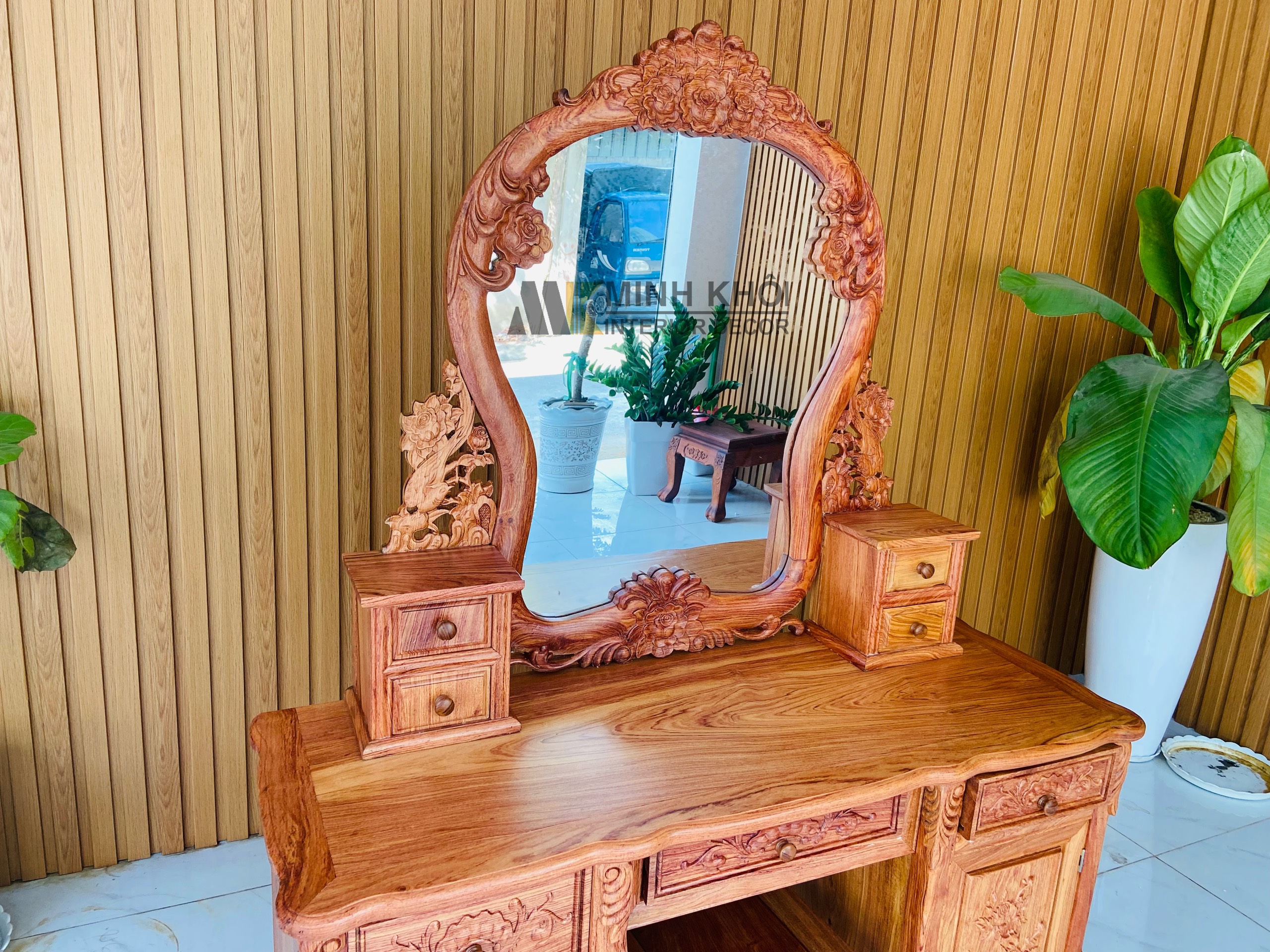 Bàn Trang Điểm Hương Đá 1m2 - BTD1015
