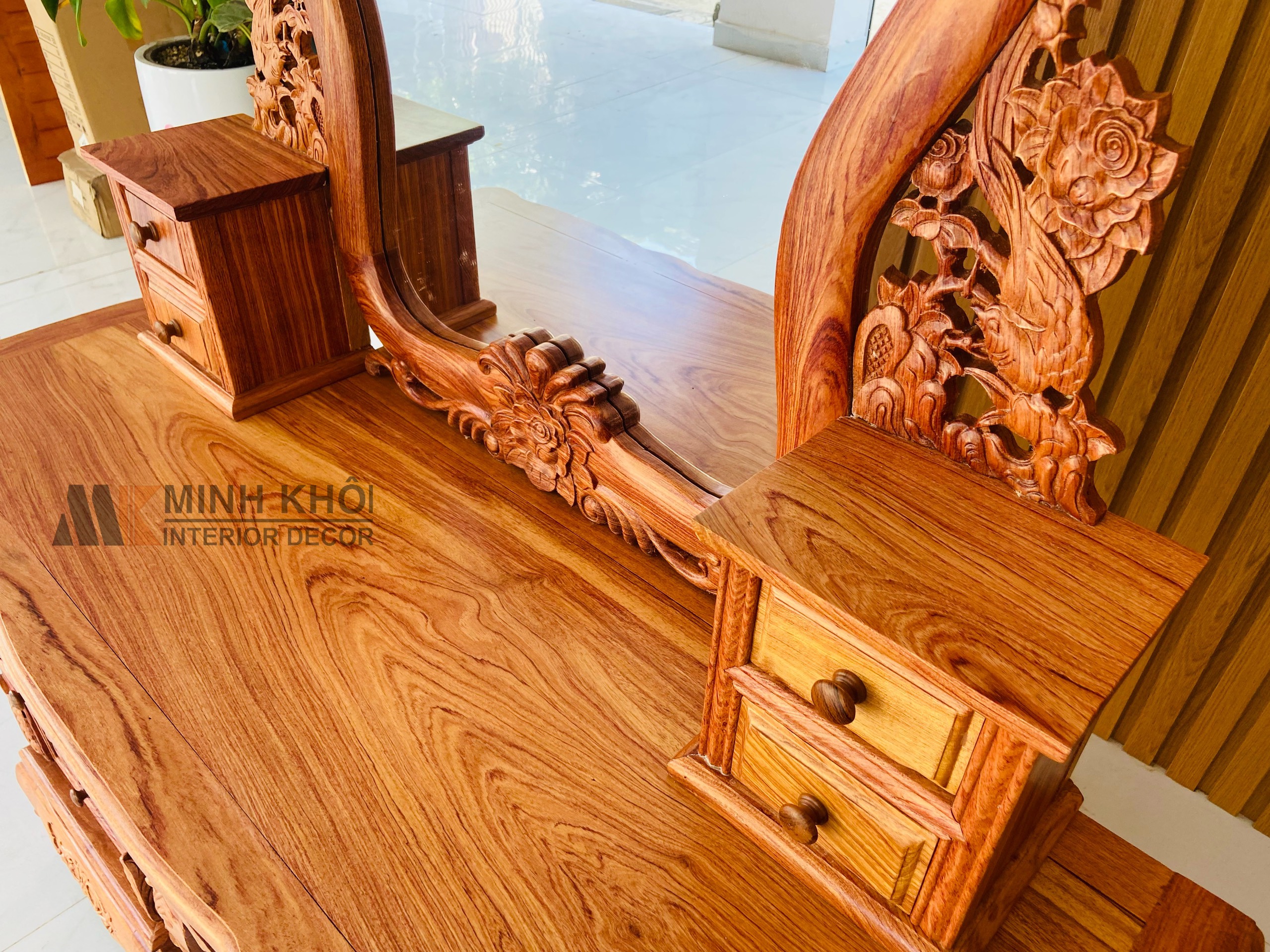 Bàn Trang Điểm Hương Đá 1m2 - BTD1015
