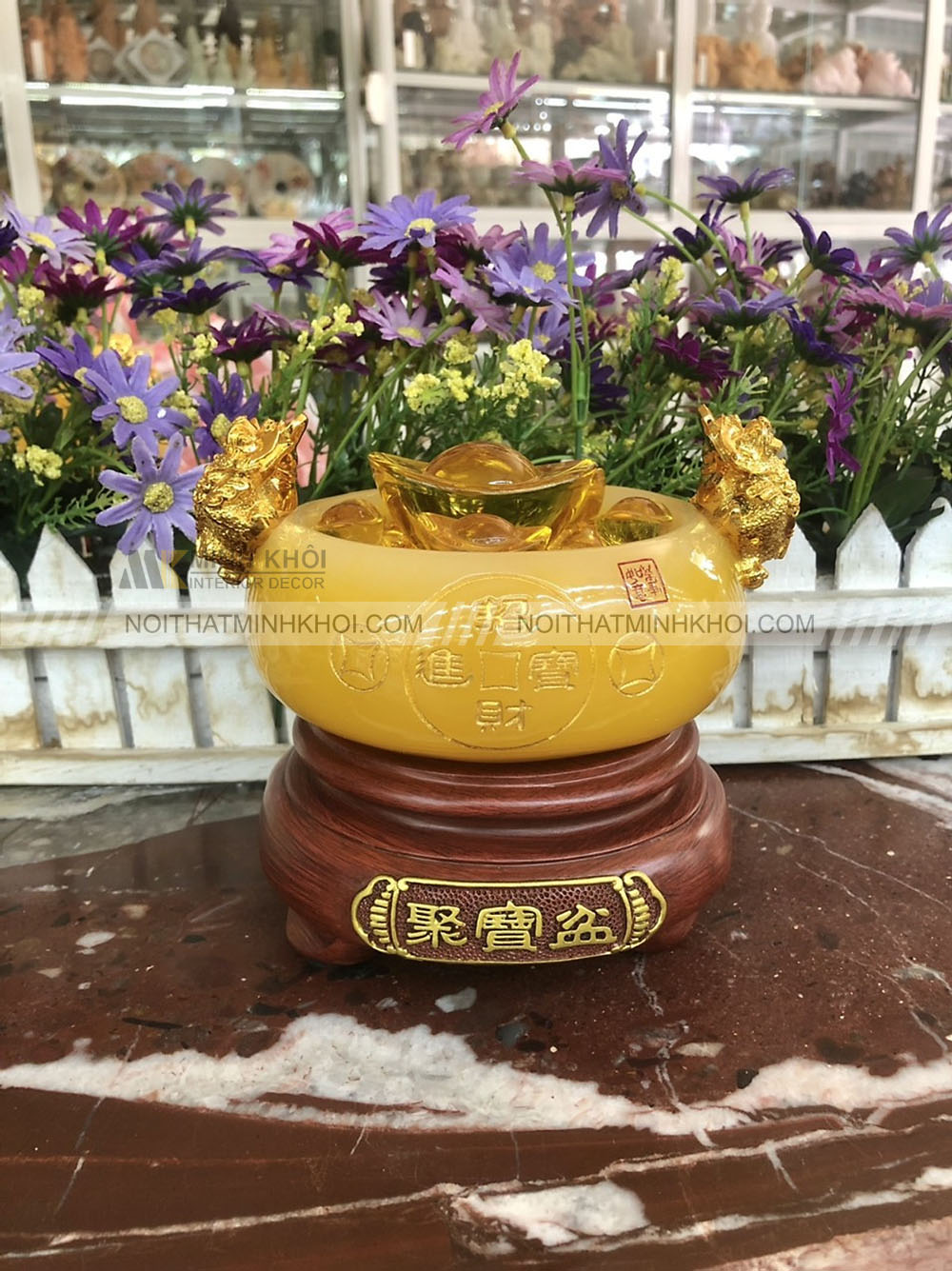 Bát tụ lộc bàn thờ thần tài là gì?