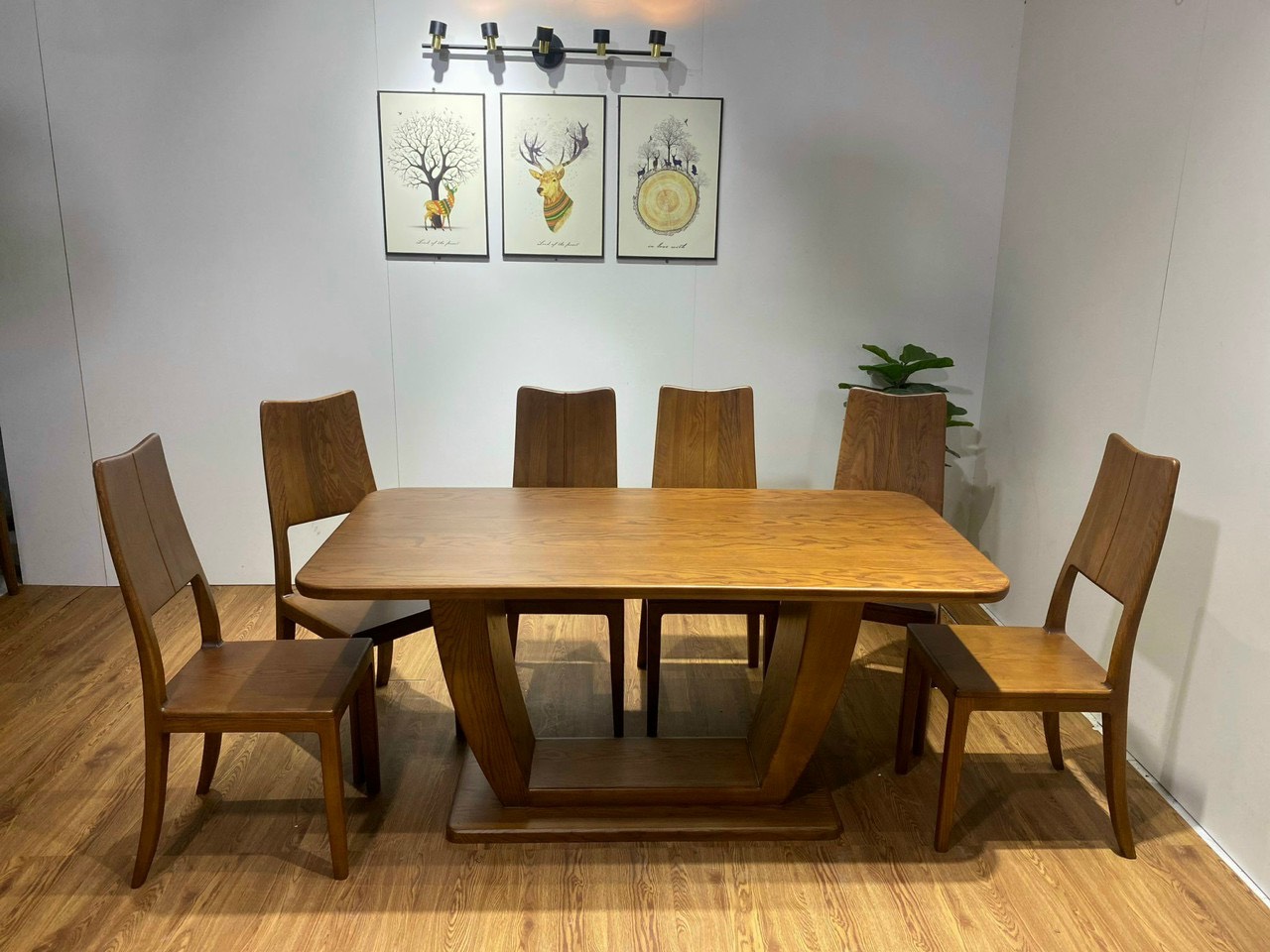 Bàn ăn gỗ Sồi cao cấp - BA1024