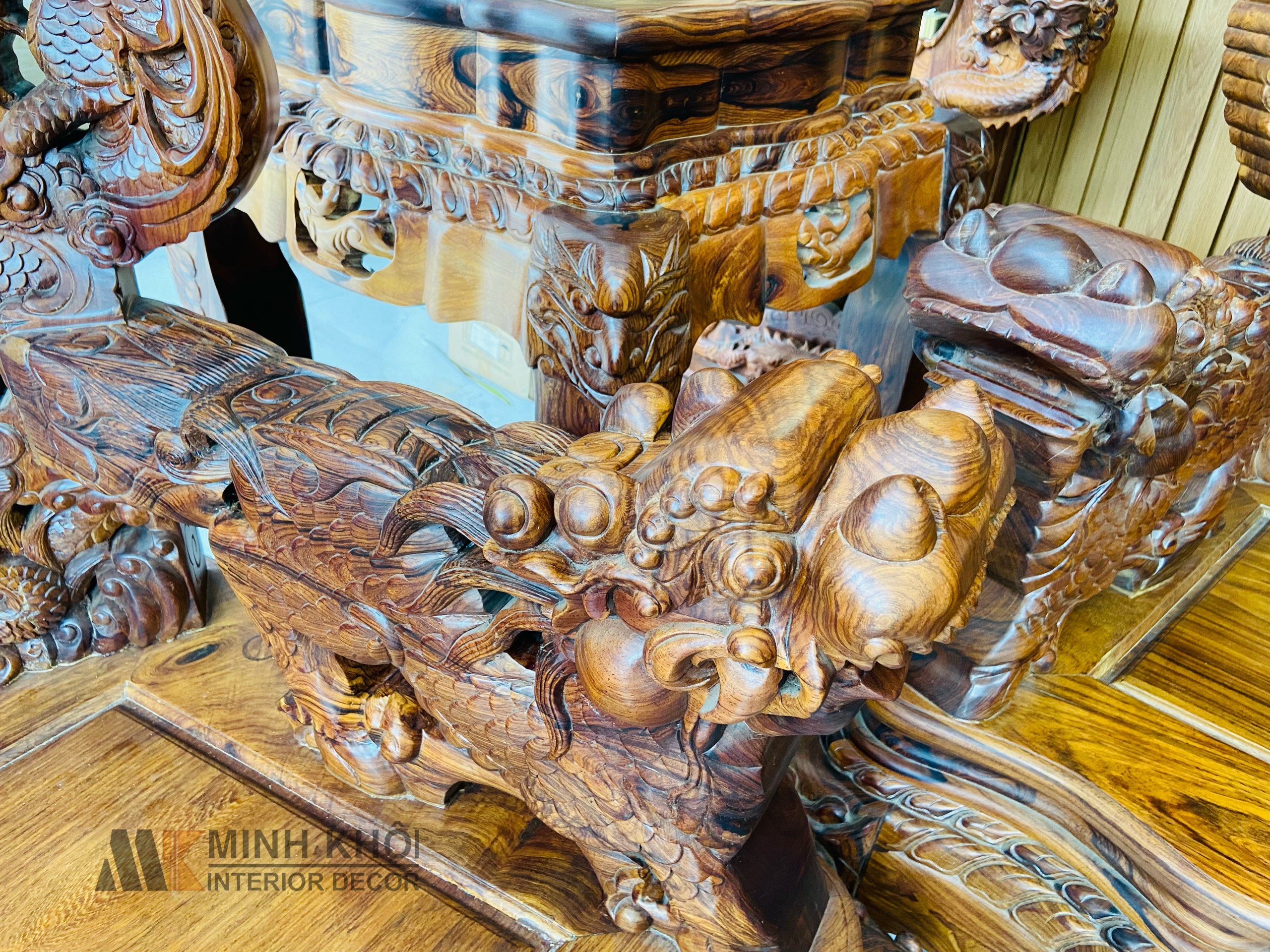 Bộ bàn ghế Cẩm lai chạm cửu long cao cấp - SL204