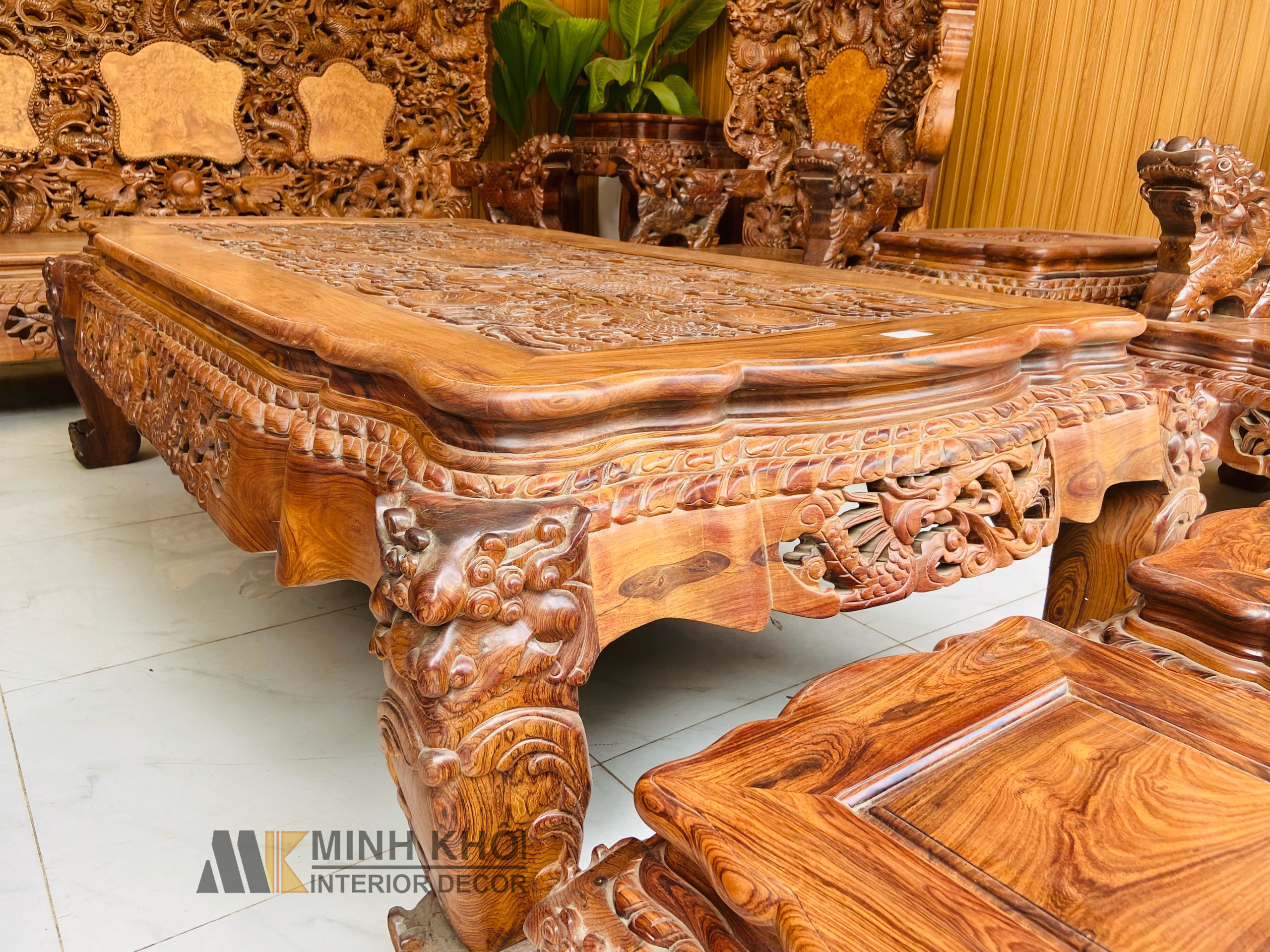 Bộ bàn ghế Cẩm lai chạm cửu long cao cấp - SL204