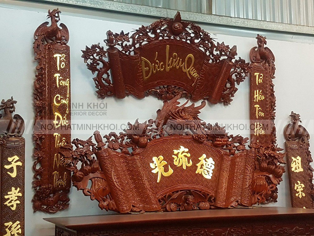 Bộ đỉnh đồng tam sự đi cùng đại tự câu đối