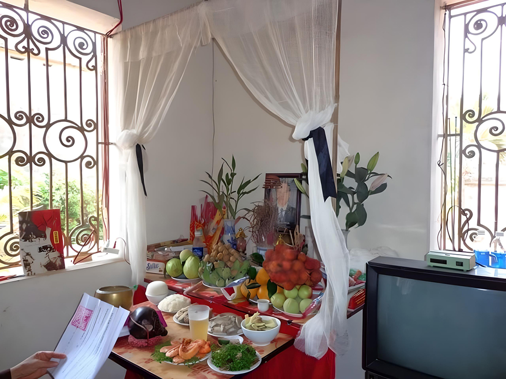 Cách sắp xếp bàn thờ vong người mới mất