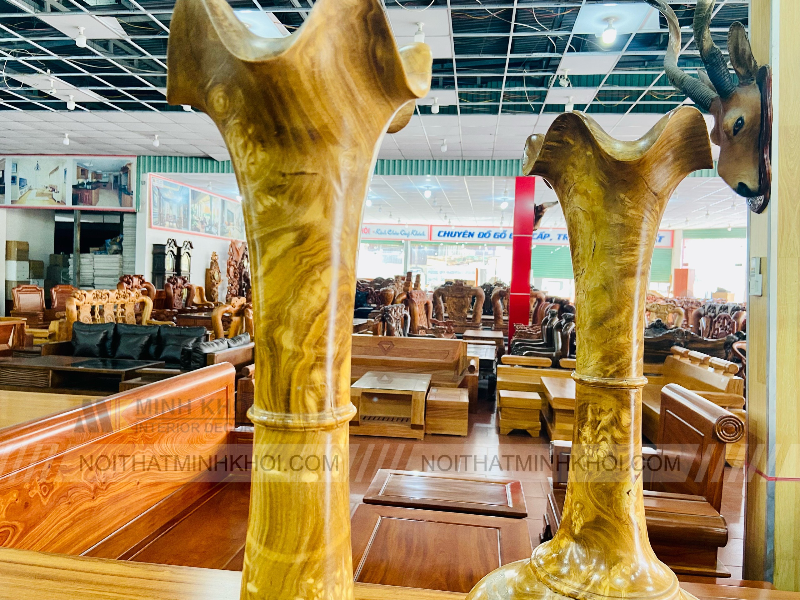 Cặp Lục Bình Củ Tỏi Gỗ Nu Nghiến - DMN360