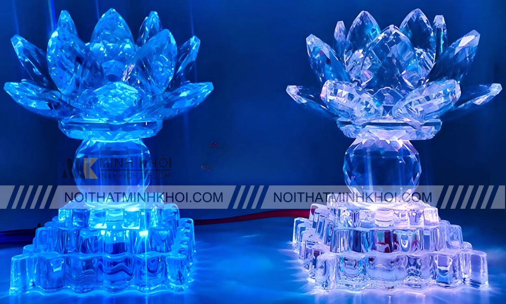 Đèn thờ hoa sen làm từ pha lê