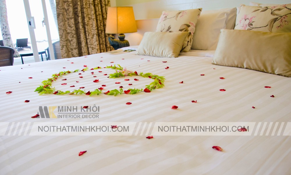 Giường Cưới Có Nên Nằm Trước Không?