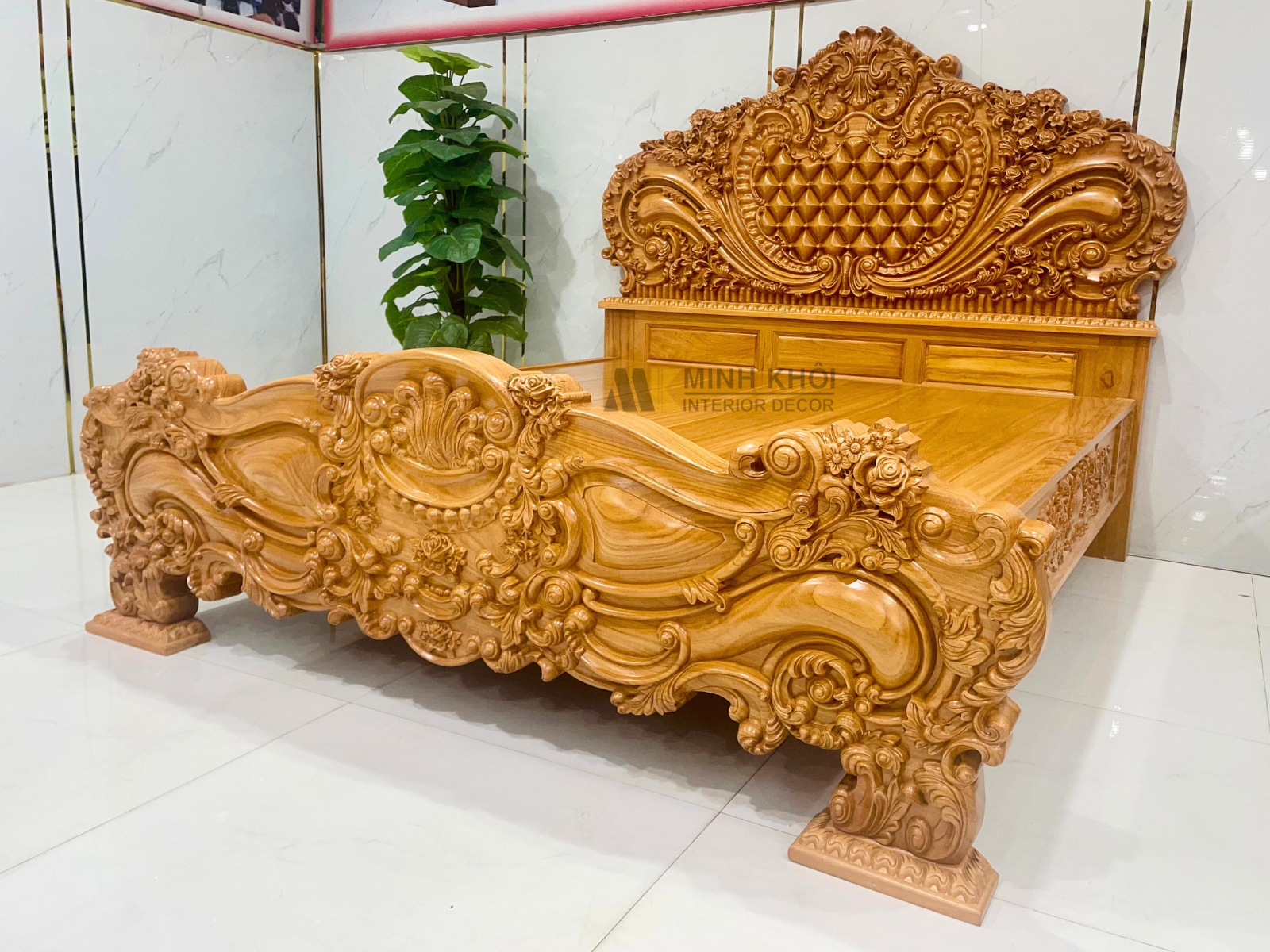 Giường Gõ Đỏ Hoàng Gia Tân Cổ Điển Cao Cấp - GN936