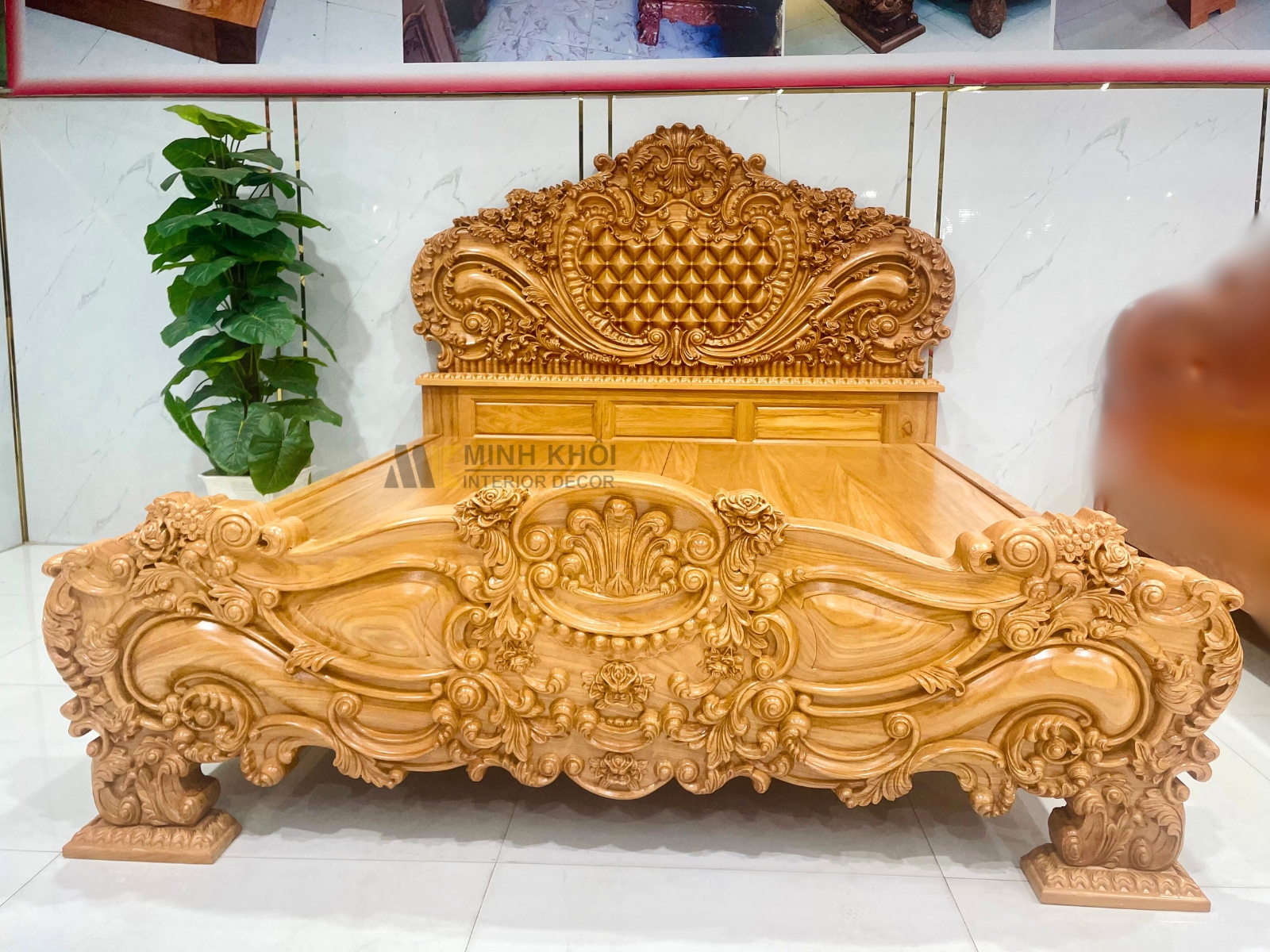 Giường Gõ Đỏ Hoàng Gia Tân Cổ Điển Cao Cấp - GN936