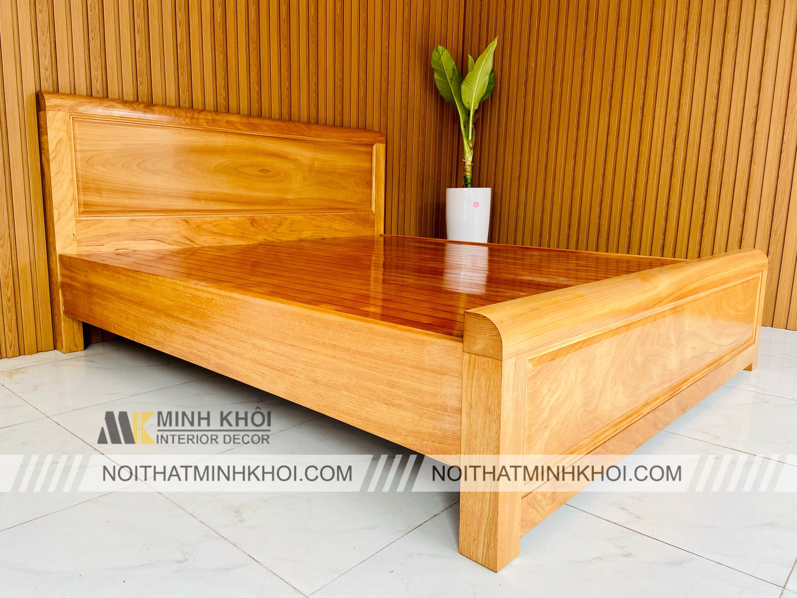 Giường Ngủ Gõ 1m6 Long Khung - GN404