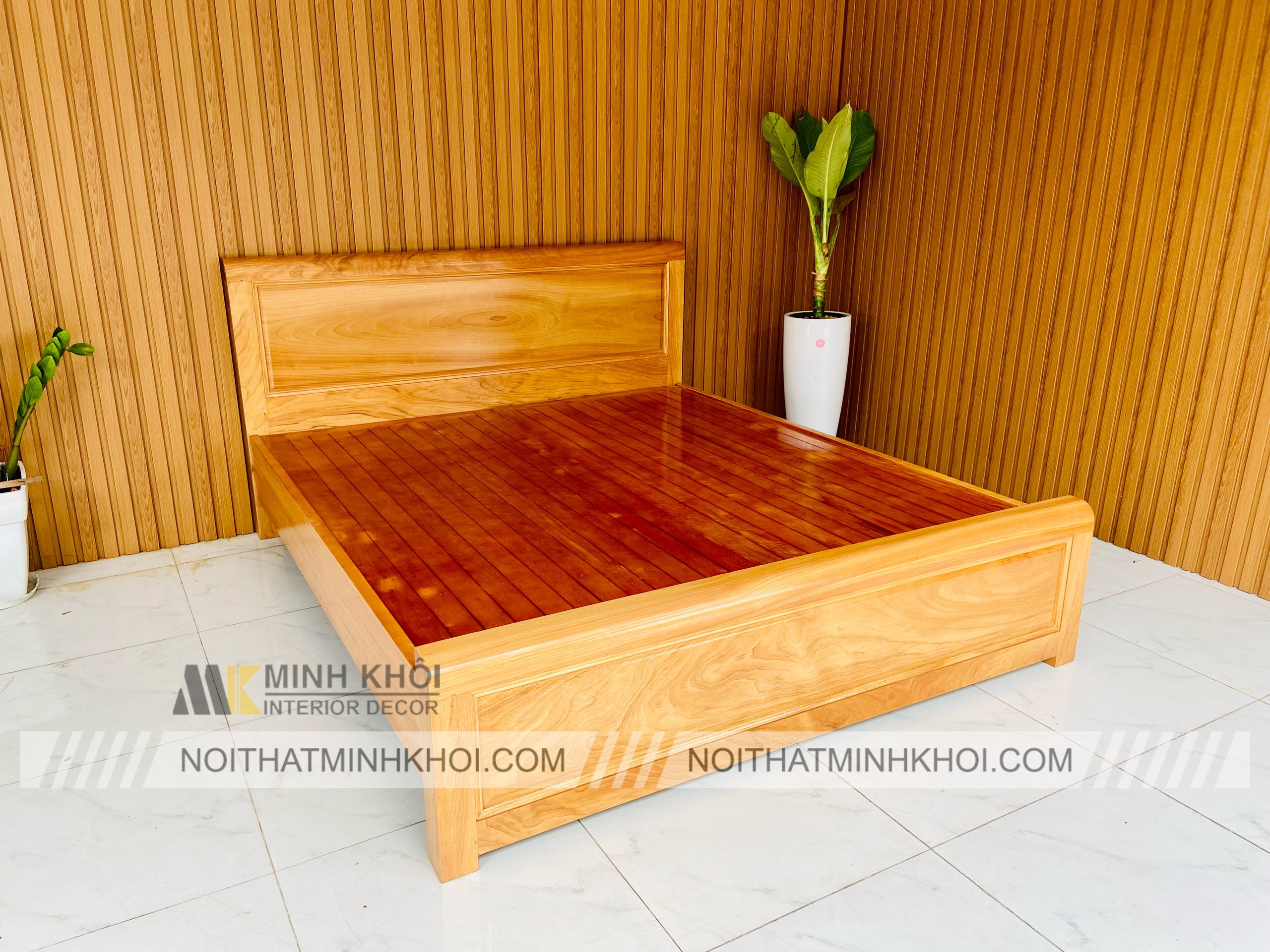 Giường Ngủ Gõ 1m6 Long Khung - GN404