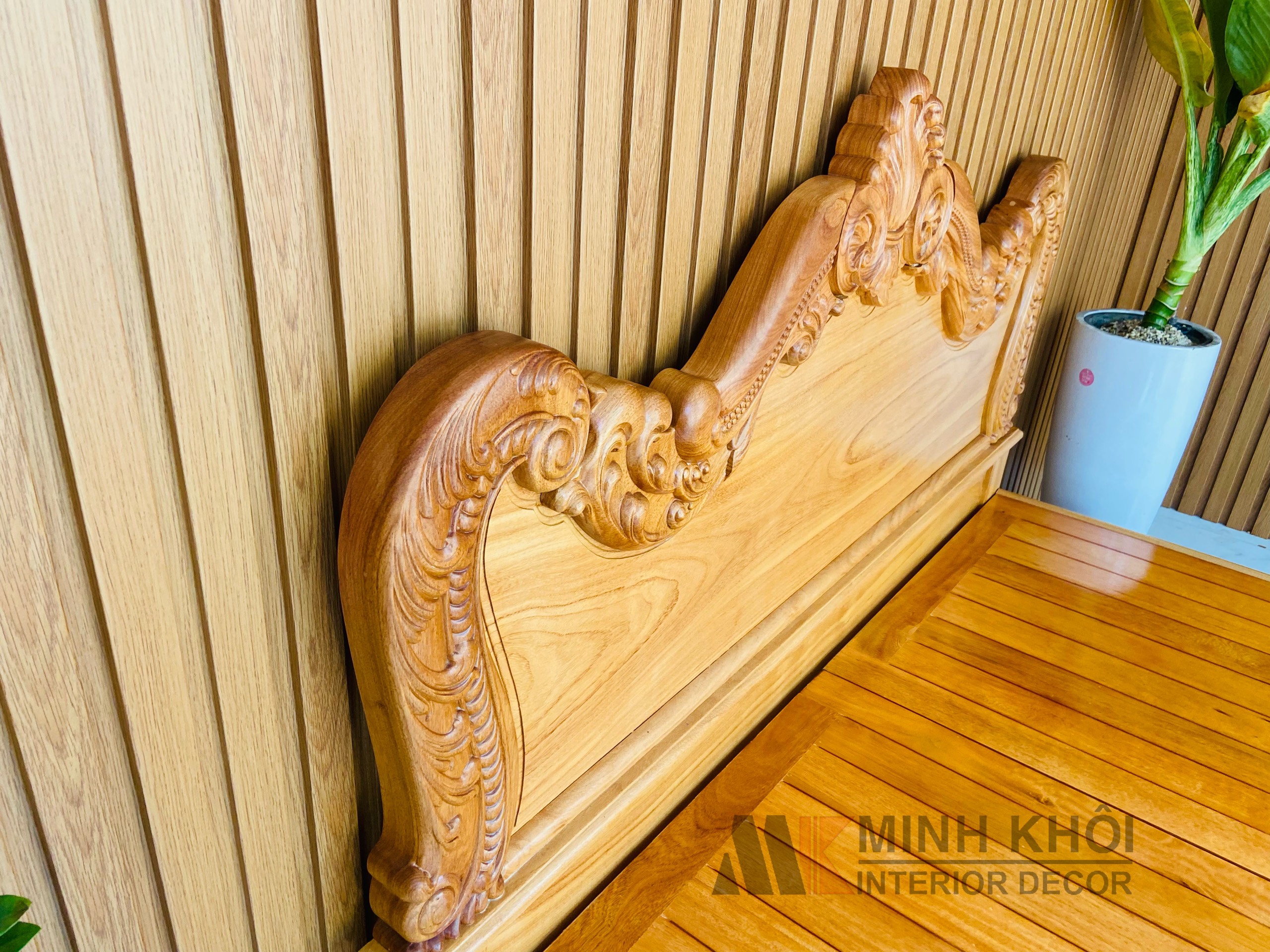 Giường Ngủ Gõ Đỏ 1m8 Tân Cổ Điển – GN504