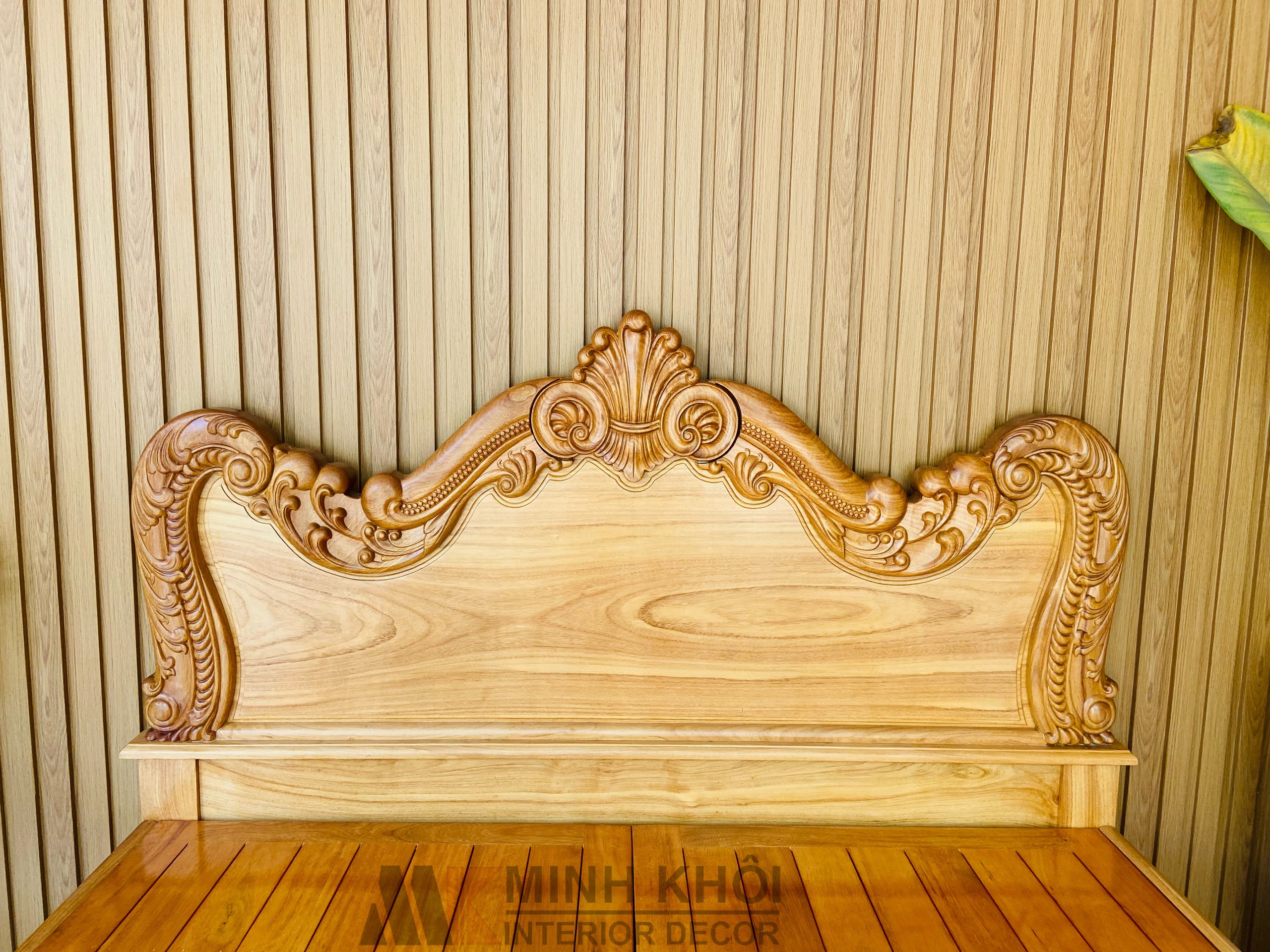 Giường Ngủ Gõ Đỏ 1m8 Tân Cổ Điển – GN504