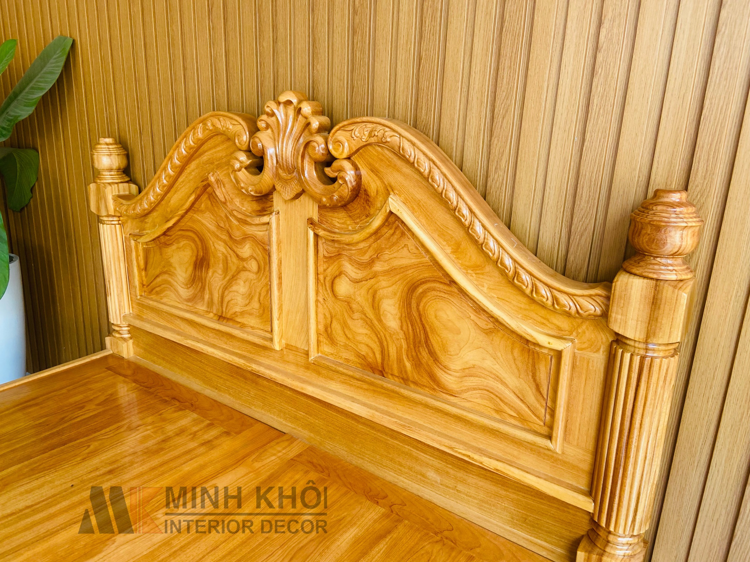 Giường Ngủ Gỗ Gõ Đỏ 1m8 - GN435